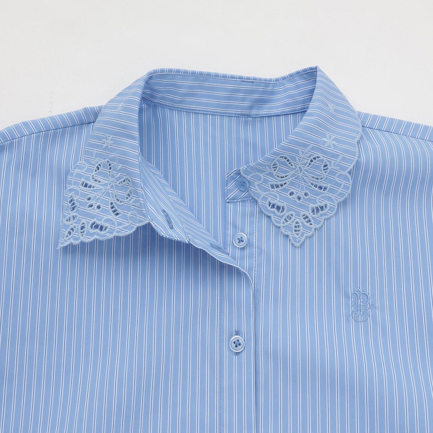 蕾絲領蝴蝶結襯衫