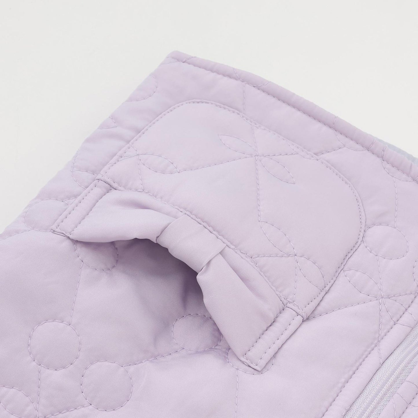 櫻桃絎縫塔夫綢拉鍊馬甲