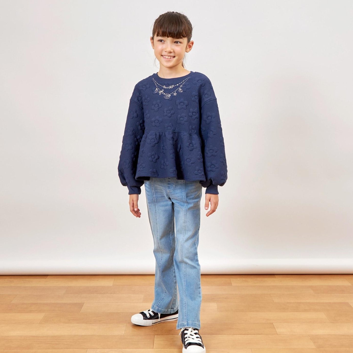 花卉提花荷葉邊衛衣