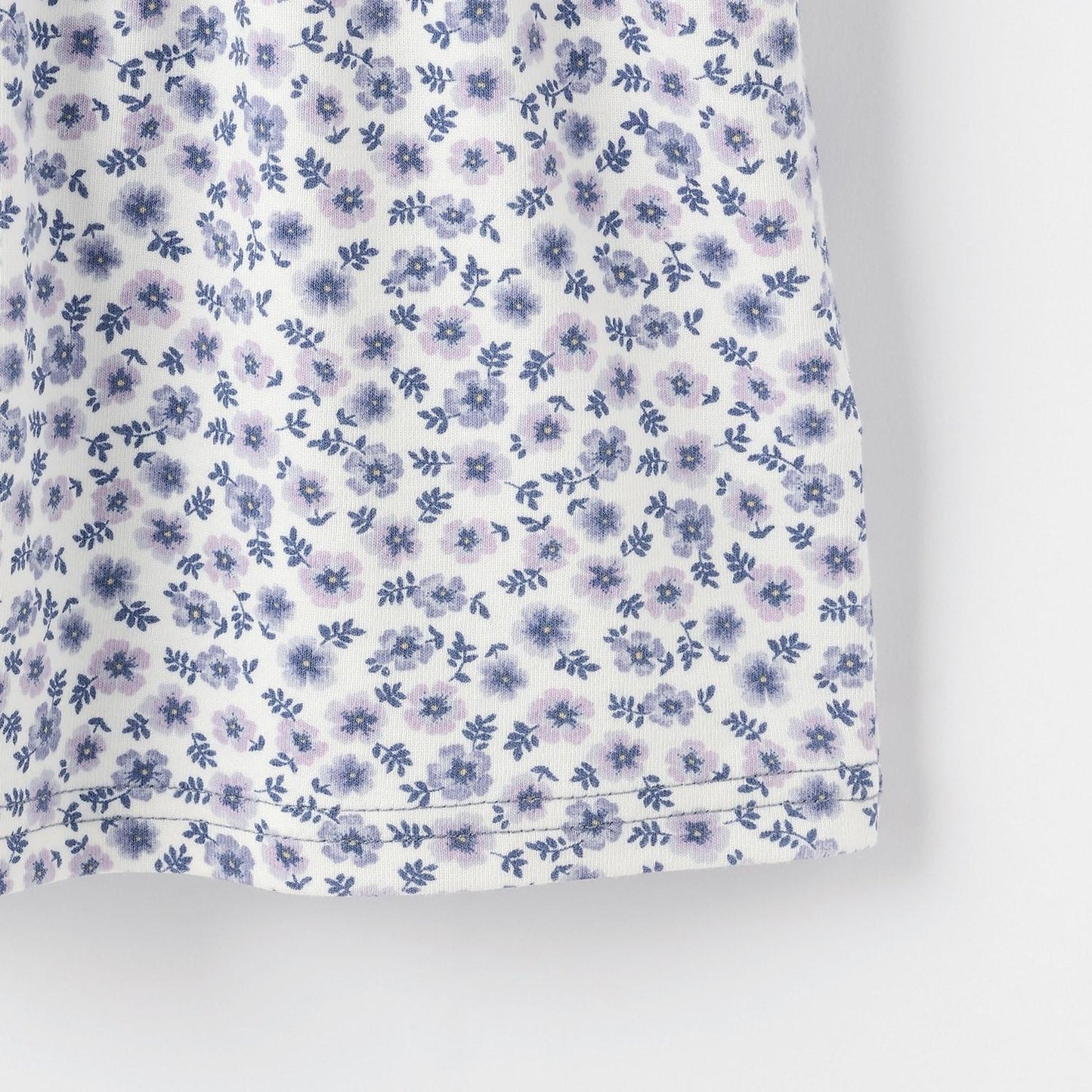 【蓬鬆柔軟】剪裁長款上衣