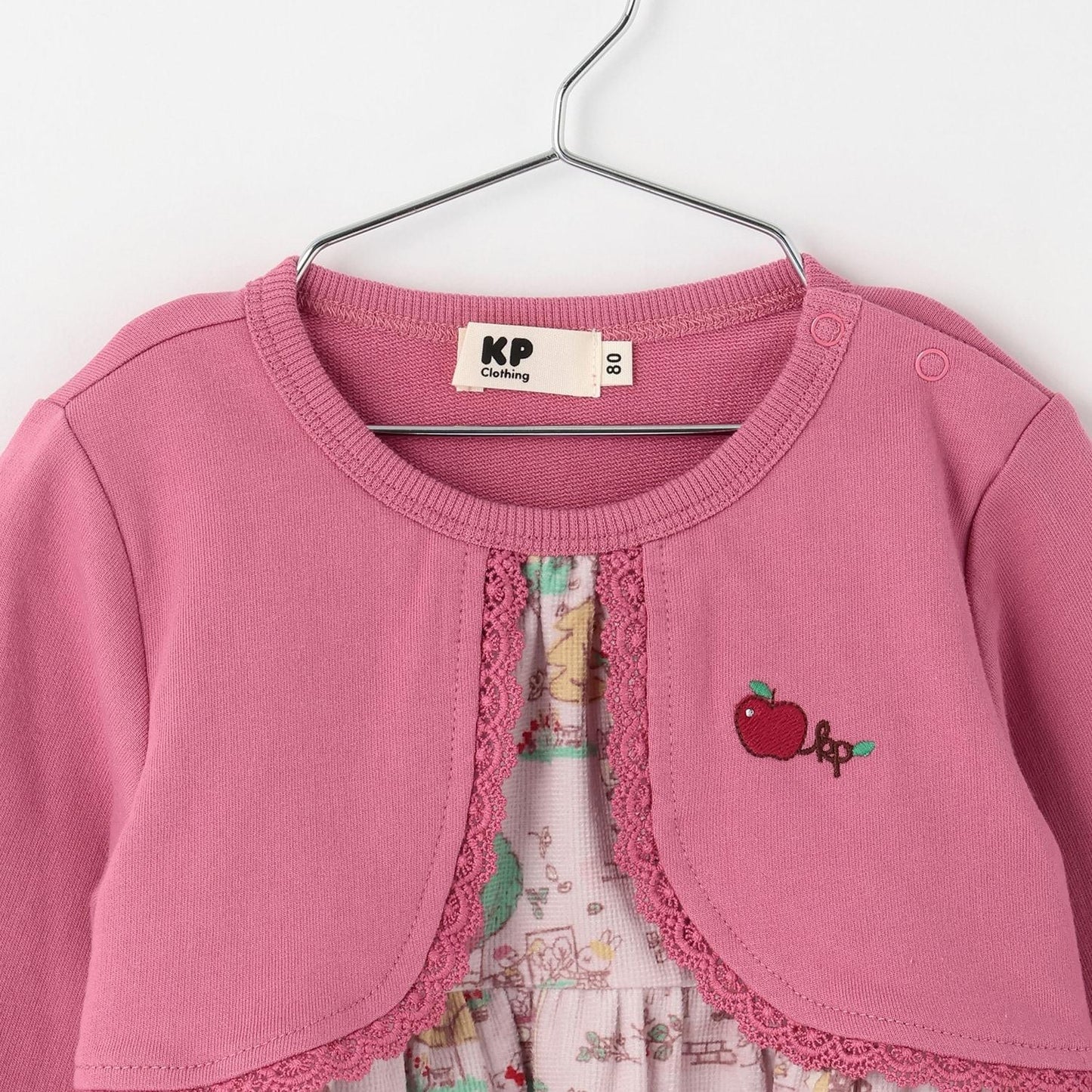 秋季街景圖案開衫疊穿風格長款上衣