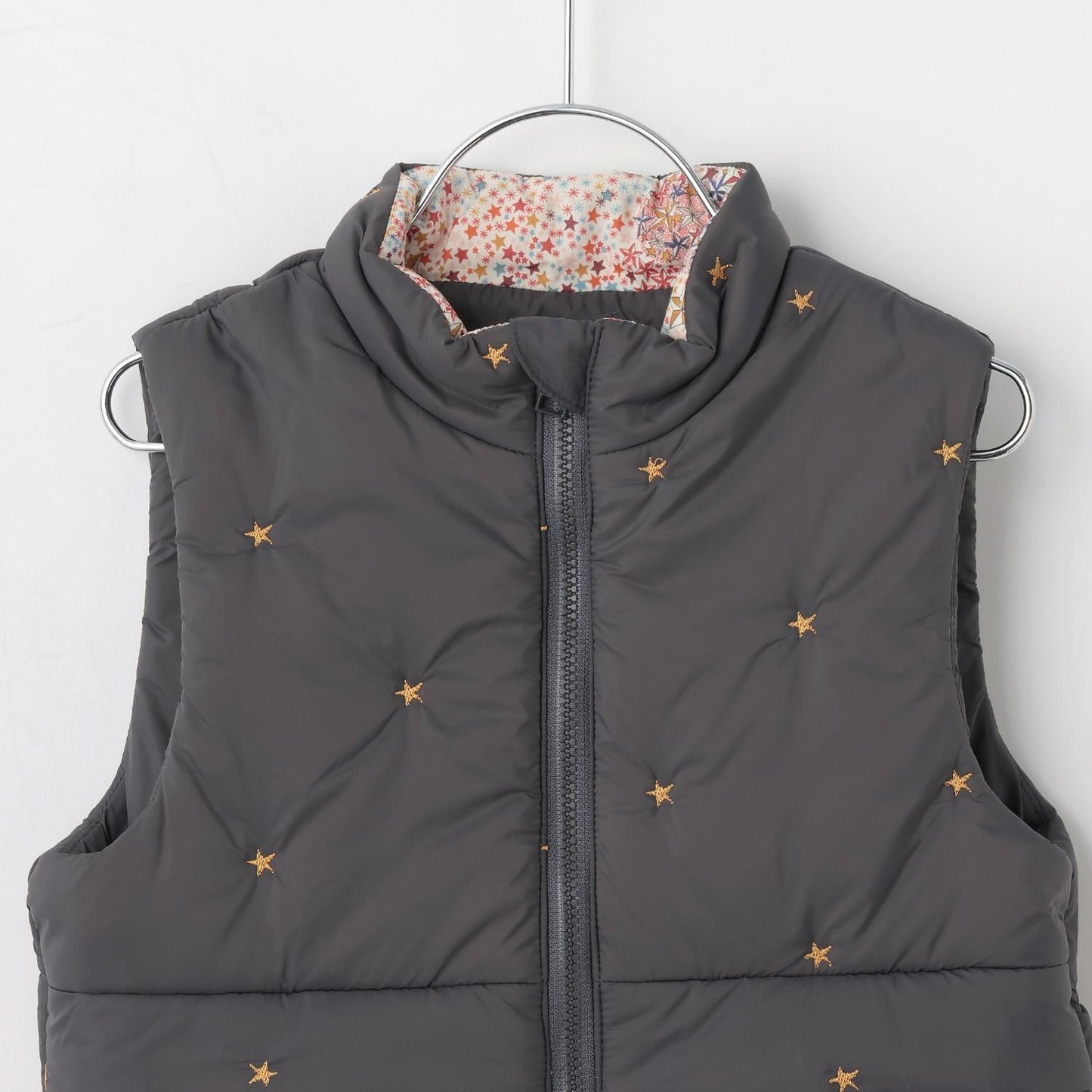 Liberty Adelaia星星刺繡背心