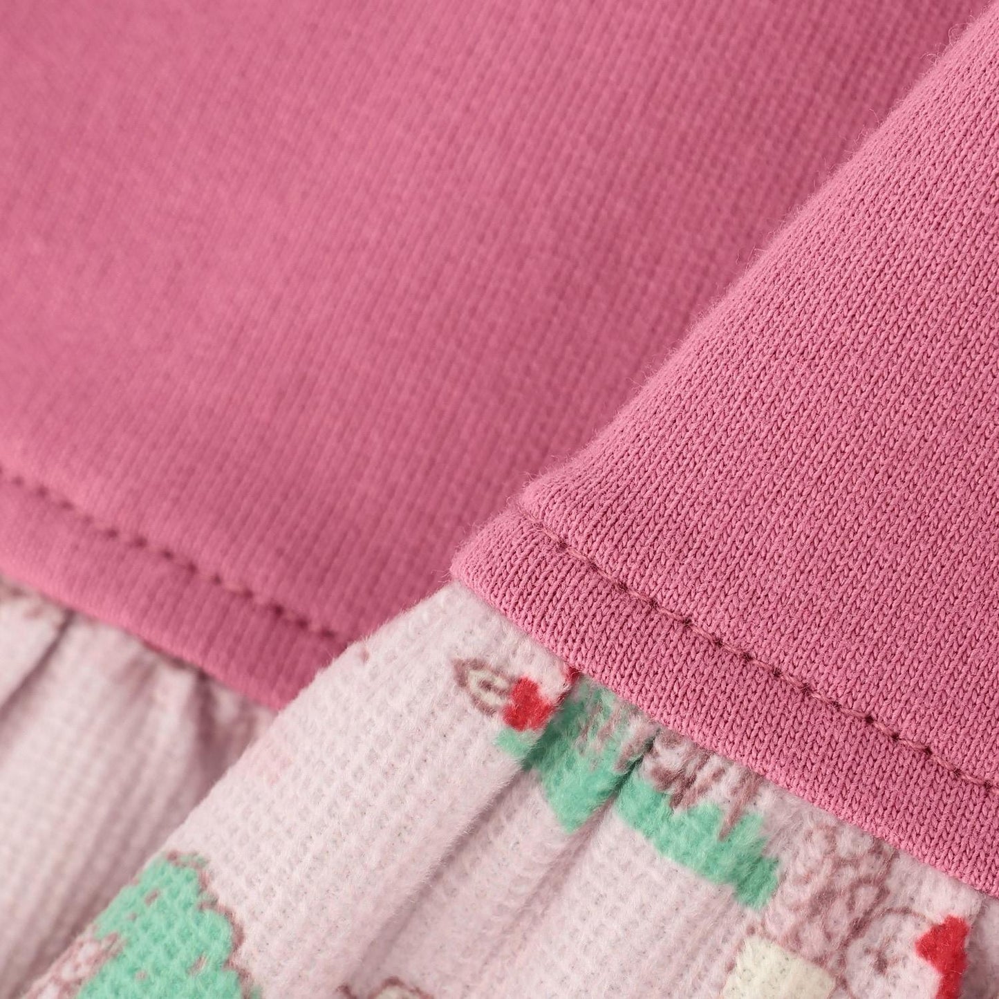 秋季街景圖案開衫疊穿風格長款上衣