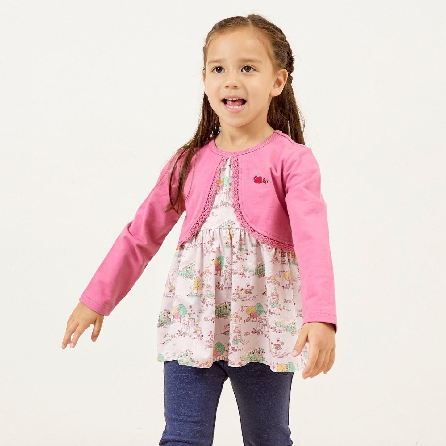 秋季街景圖案開衫疊穿風格長款上衣