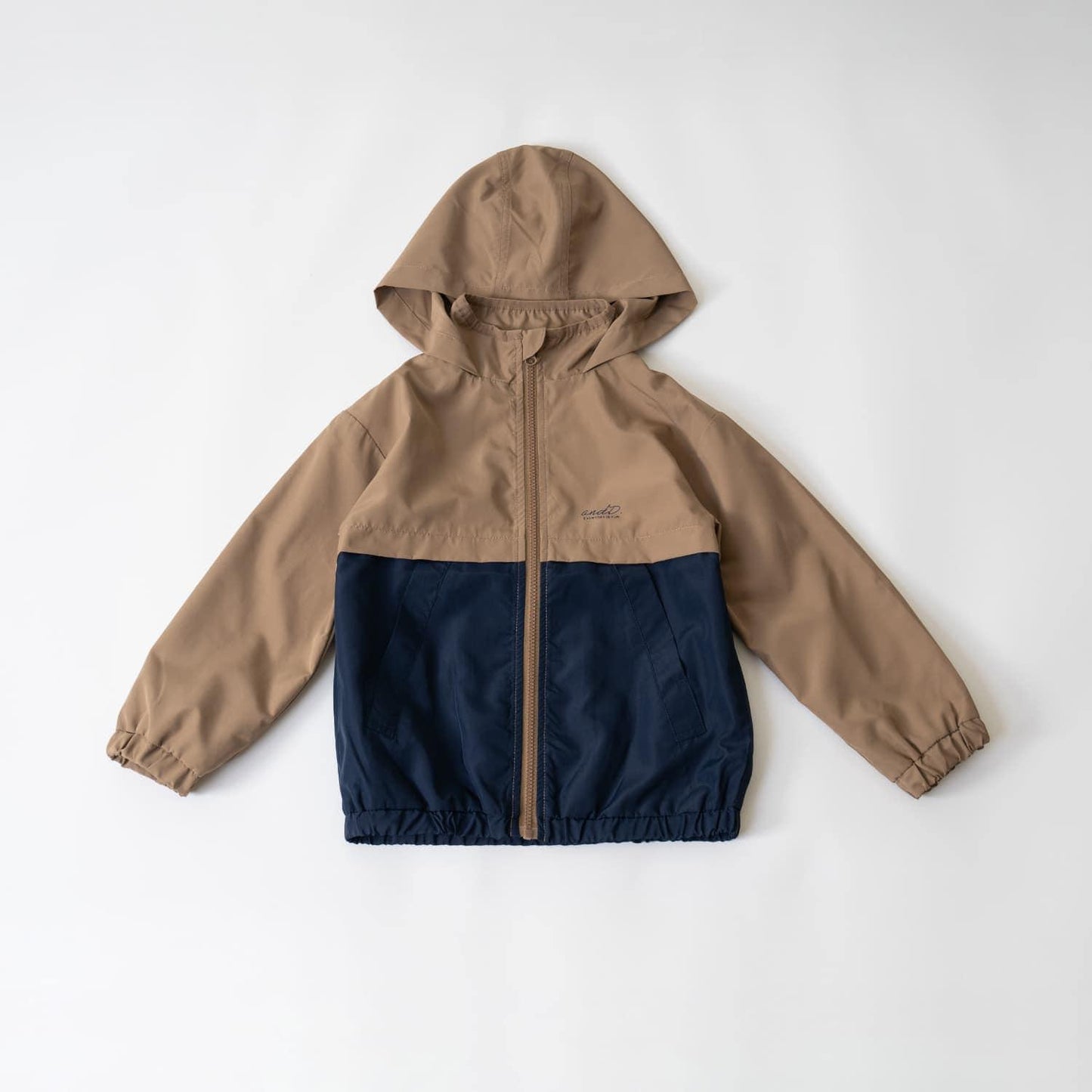 【防潑水處理】拼色防風夾克