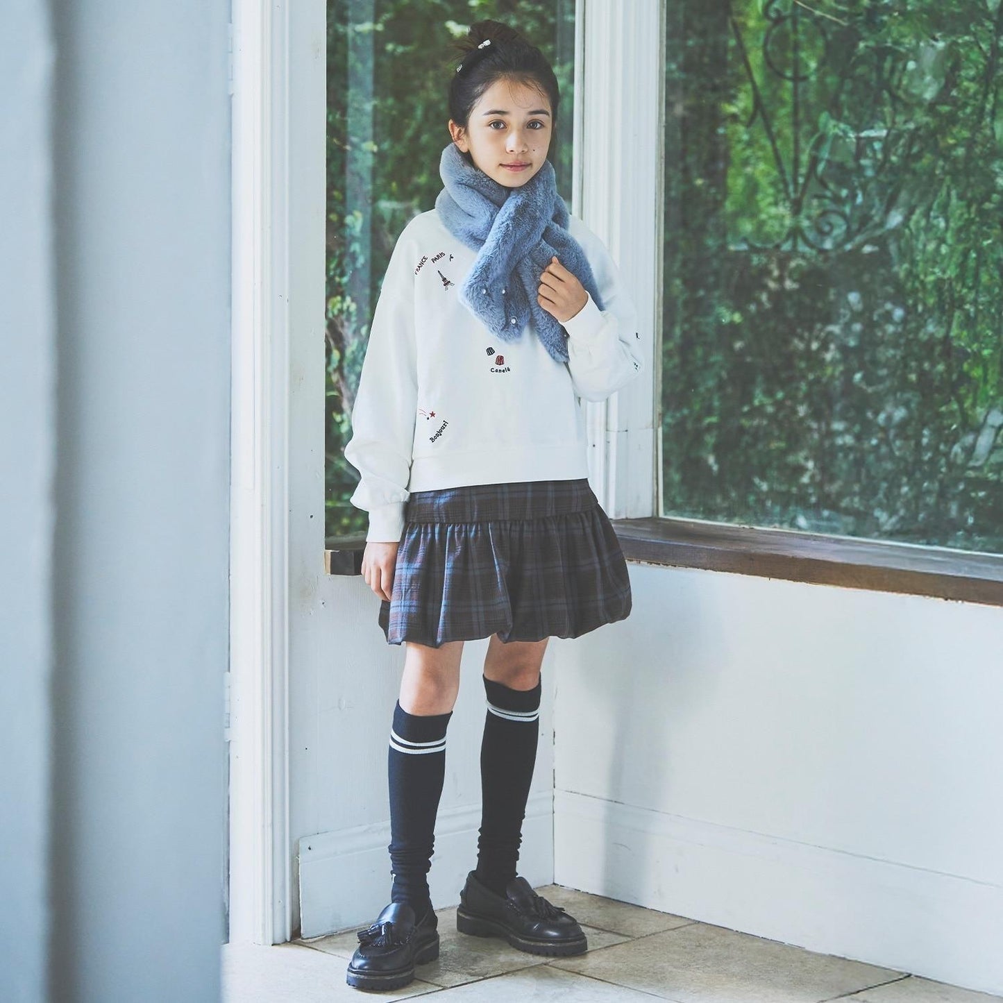 珍珠裝飾仿皮草領巾