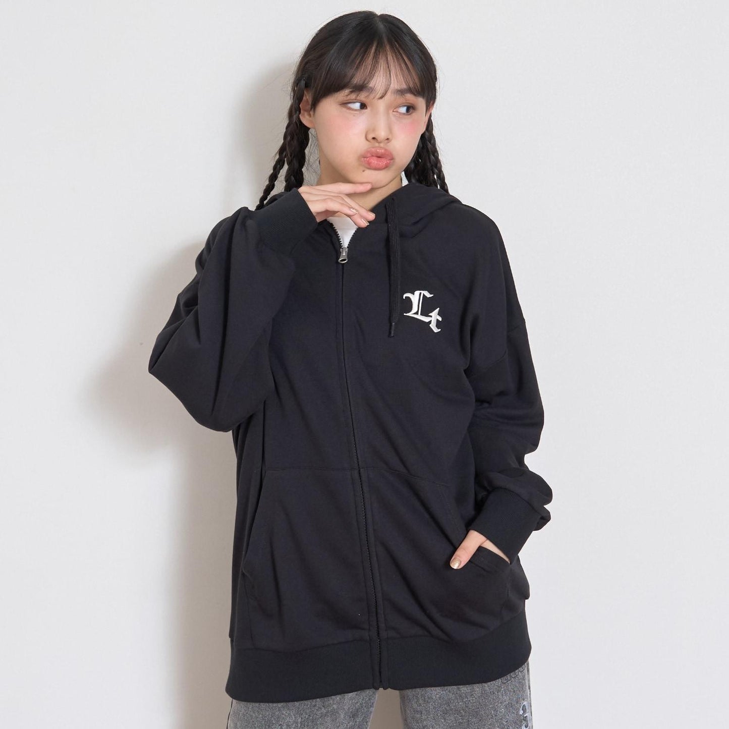 寬鬆拉鍊連帽衫