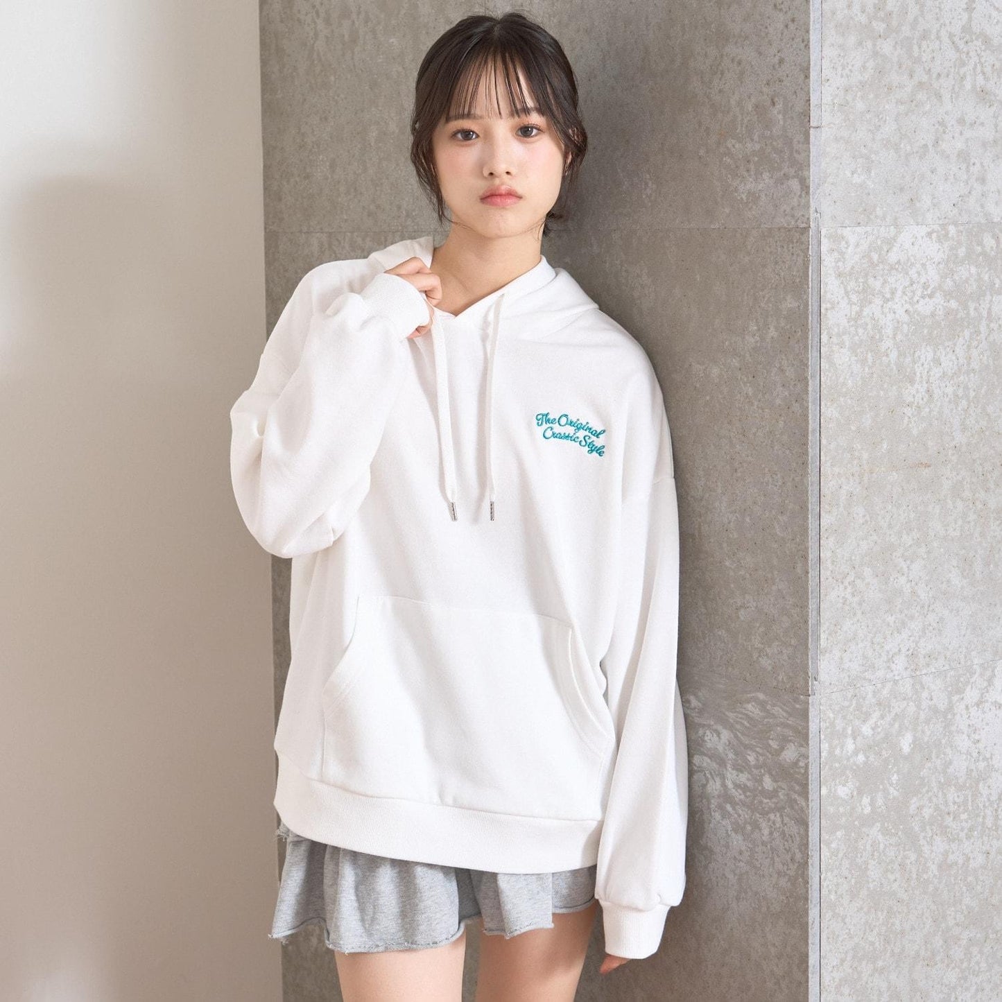 背面緞帶寬鬆連帽衛衣