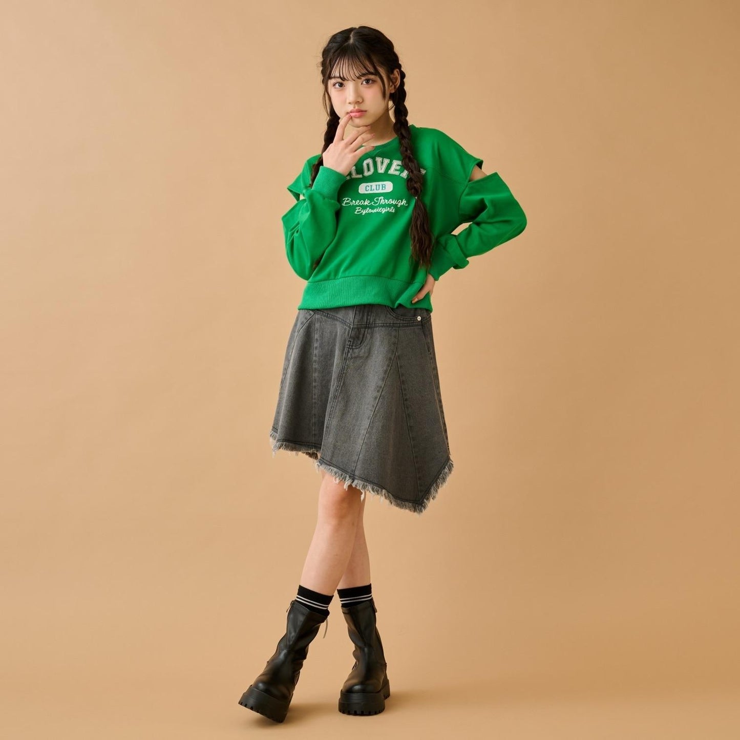 肩部開叉套頭衫