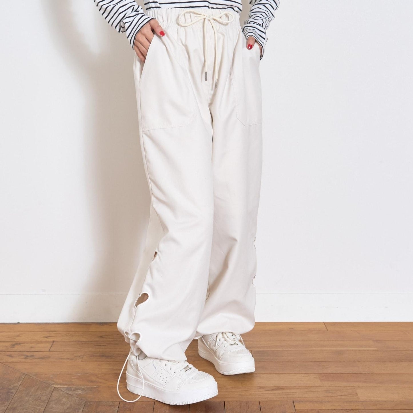 顯眼鏤空圖案長褲