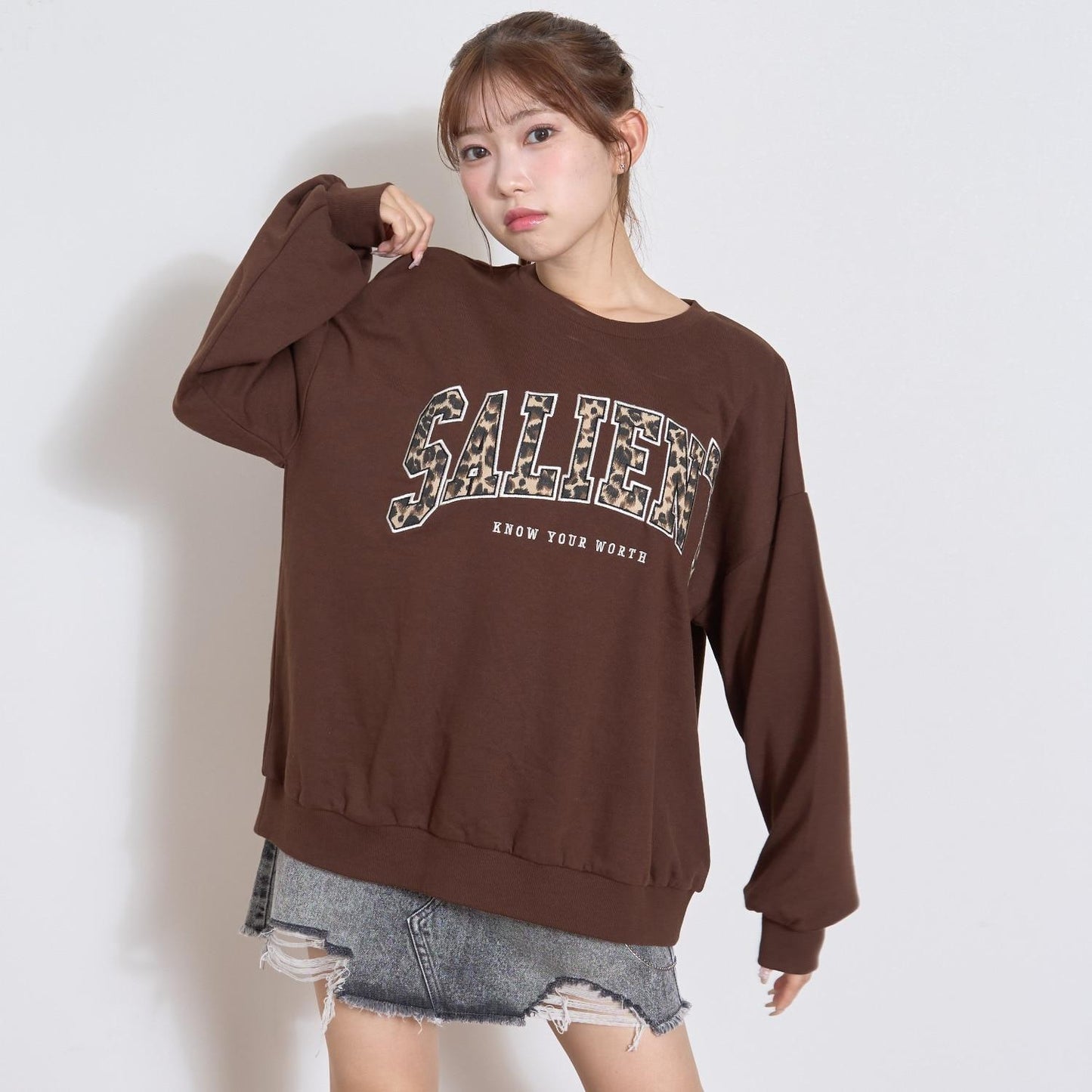 【LTXC】圖案標誌貼布寬鬆衛衣