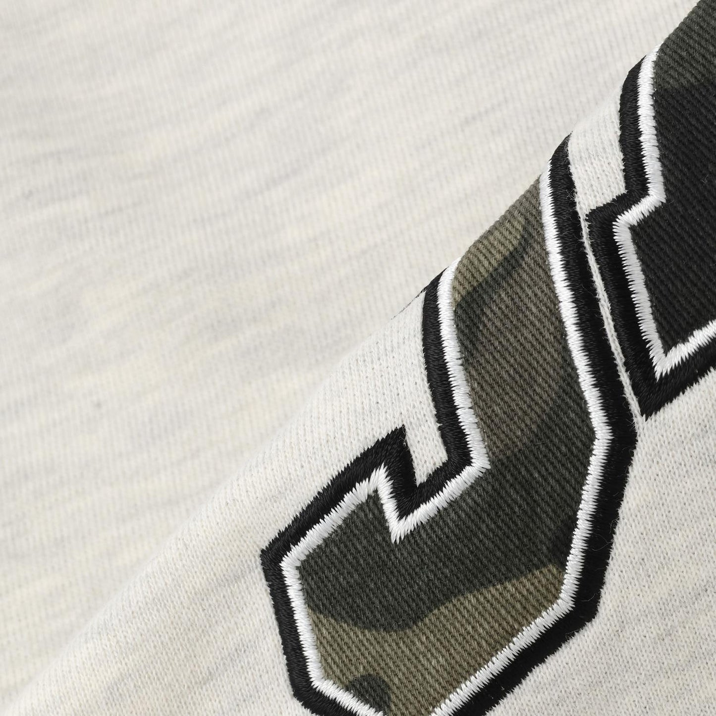 【LTXC】圖案標誌貼布寬鬆衛衣