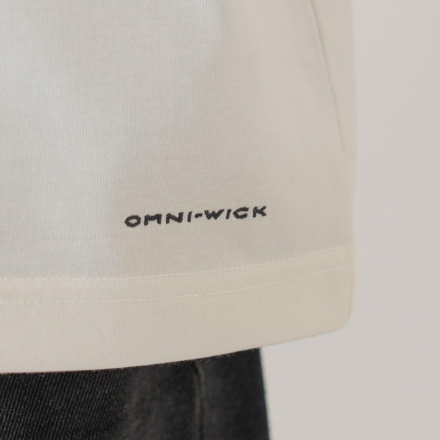 【Columbia】Dad背面印花長袖T恤