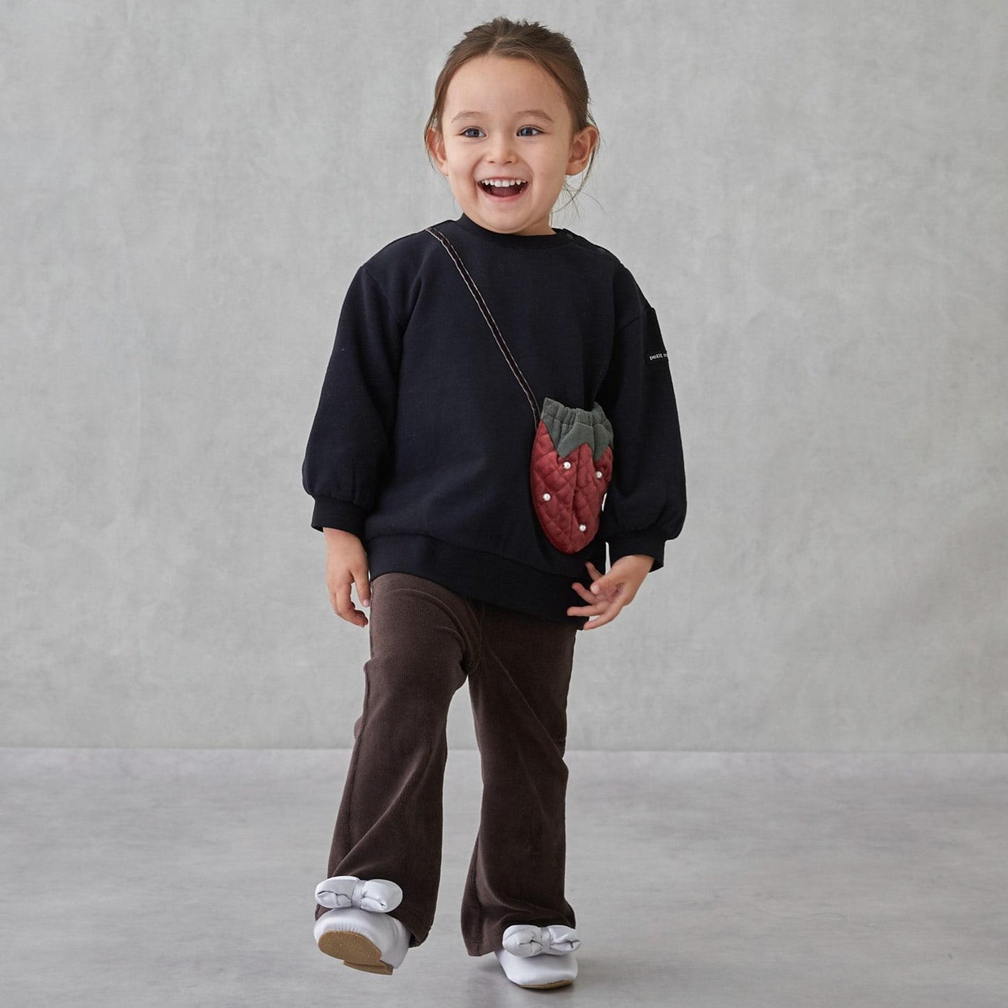 【加絨】草莓斜挎包衛衣