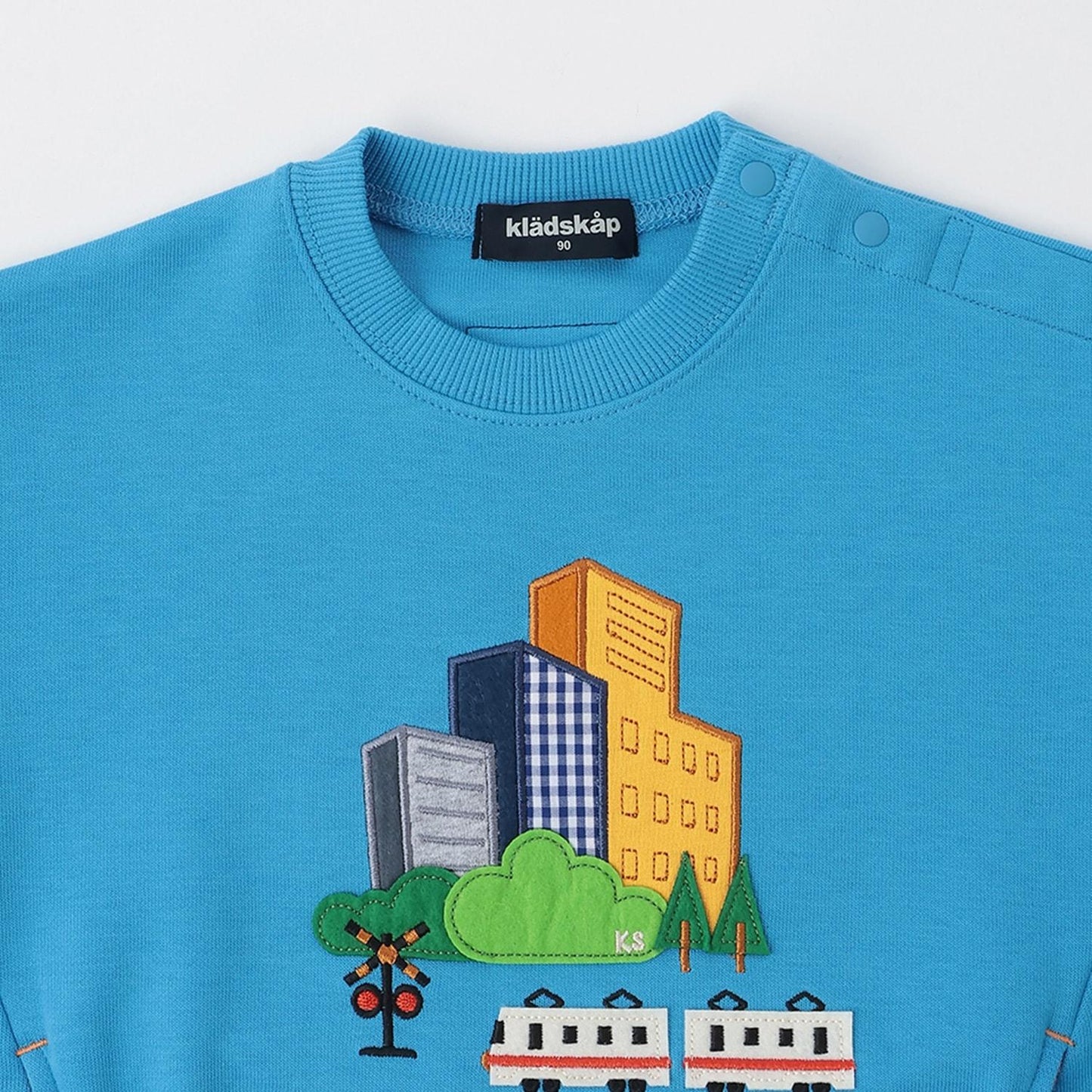 電車與城市側邊口袋衛衣