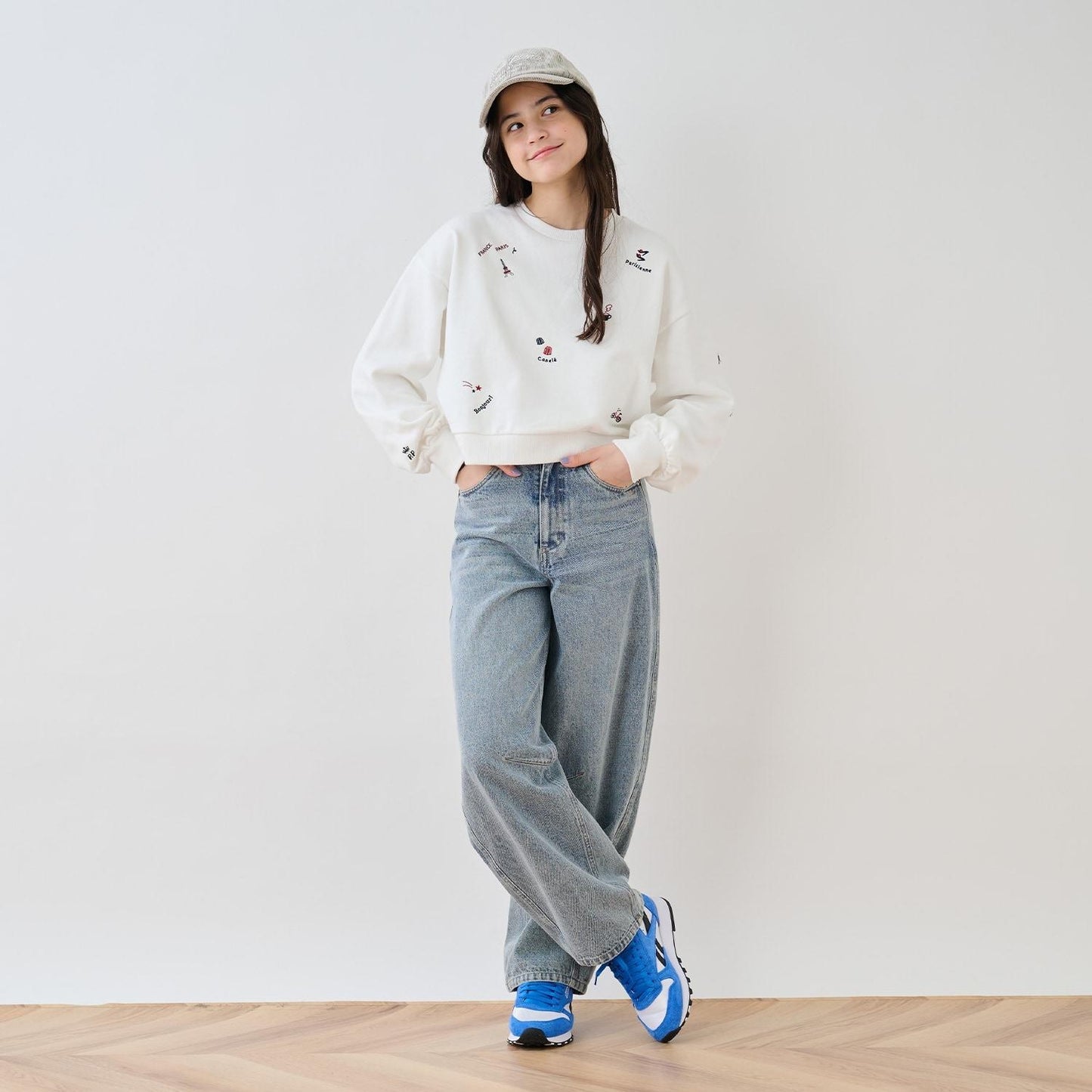 【130cm可選】巴黎圖案刺繡套頭衫