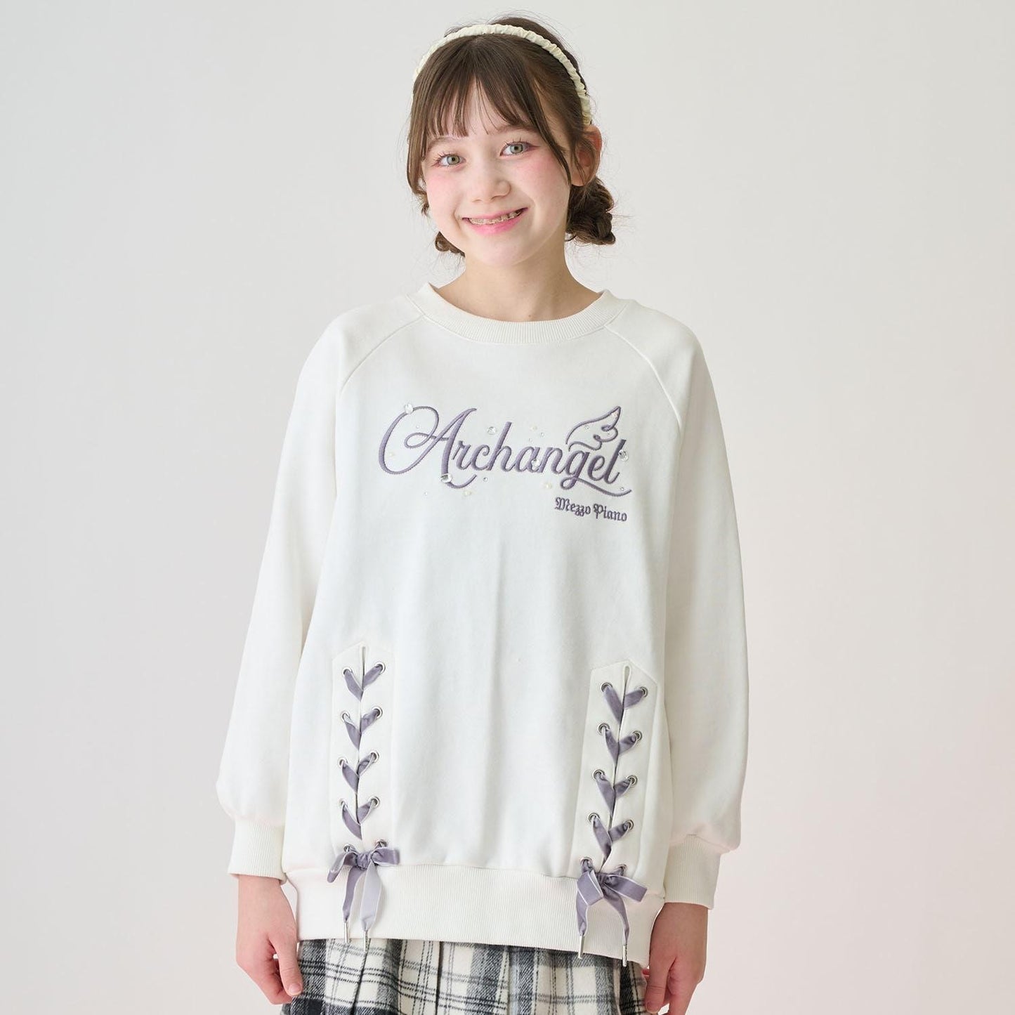 蕾絲拼接水鑽標誌衛衣