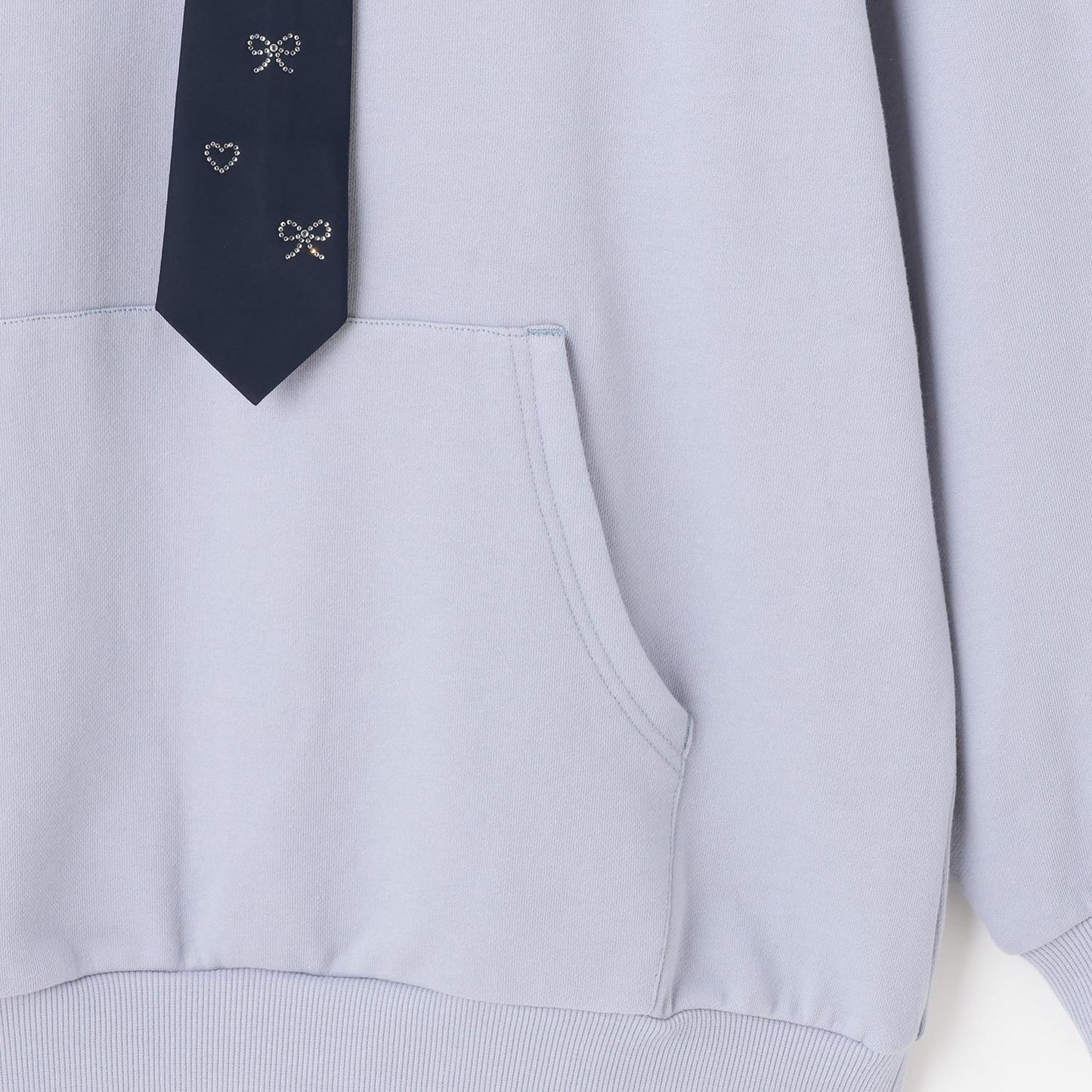 配飾領帶連帽寬鬆衛衣