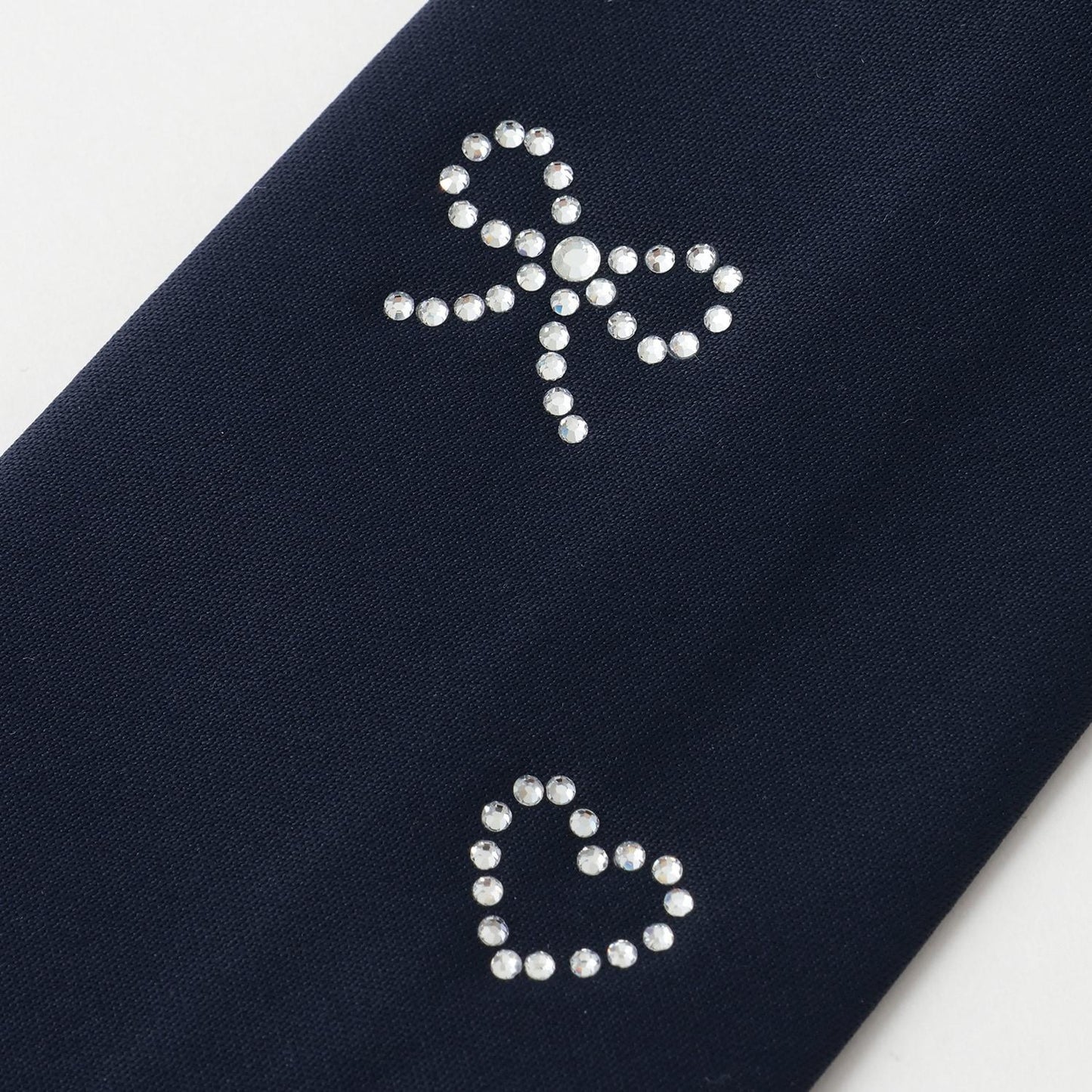 配飾領帶連帽寬鬆衛衣