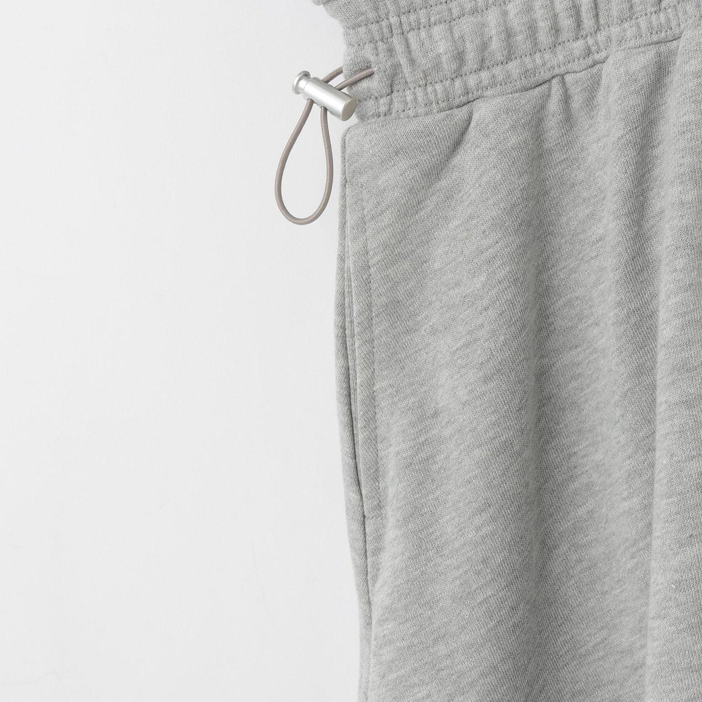 長袖運動連衣裙