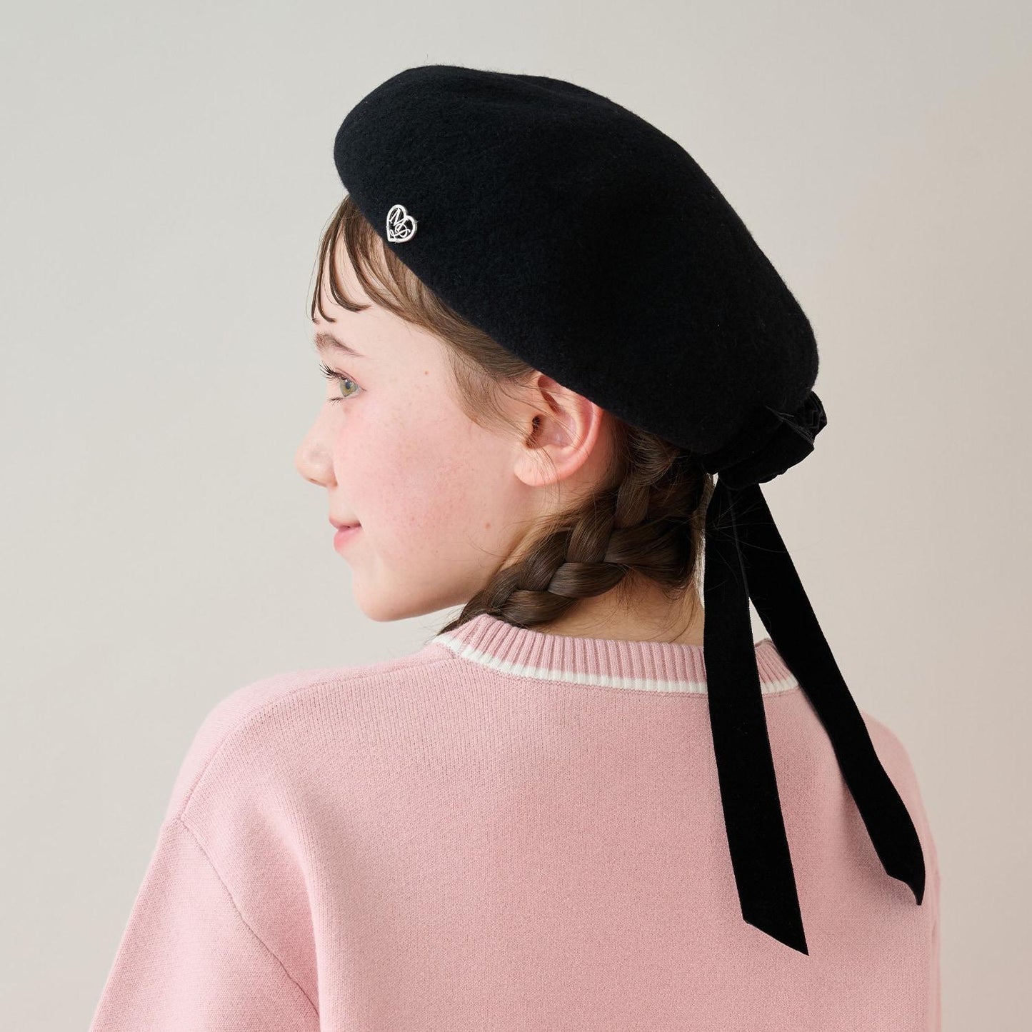 天鵝絨蝴蝶結貝雷帽