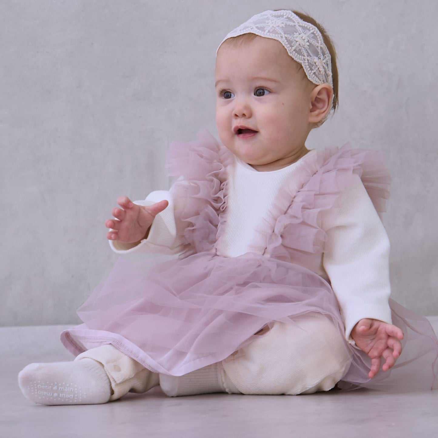 網紗荷葉邊連體衣