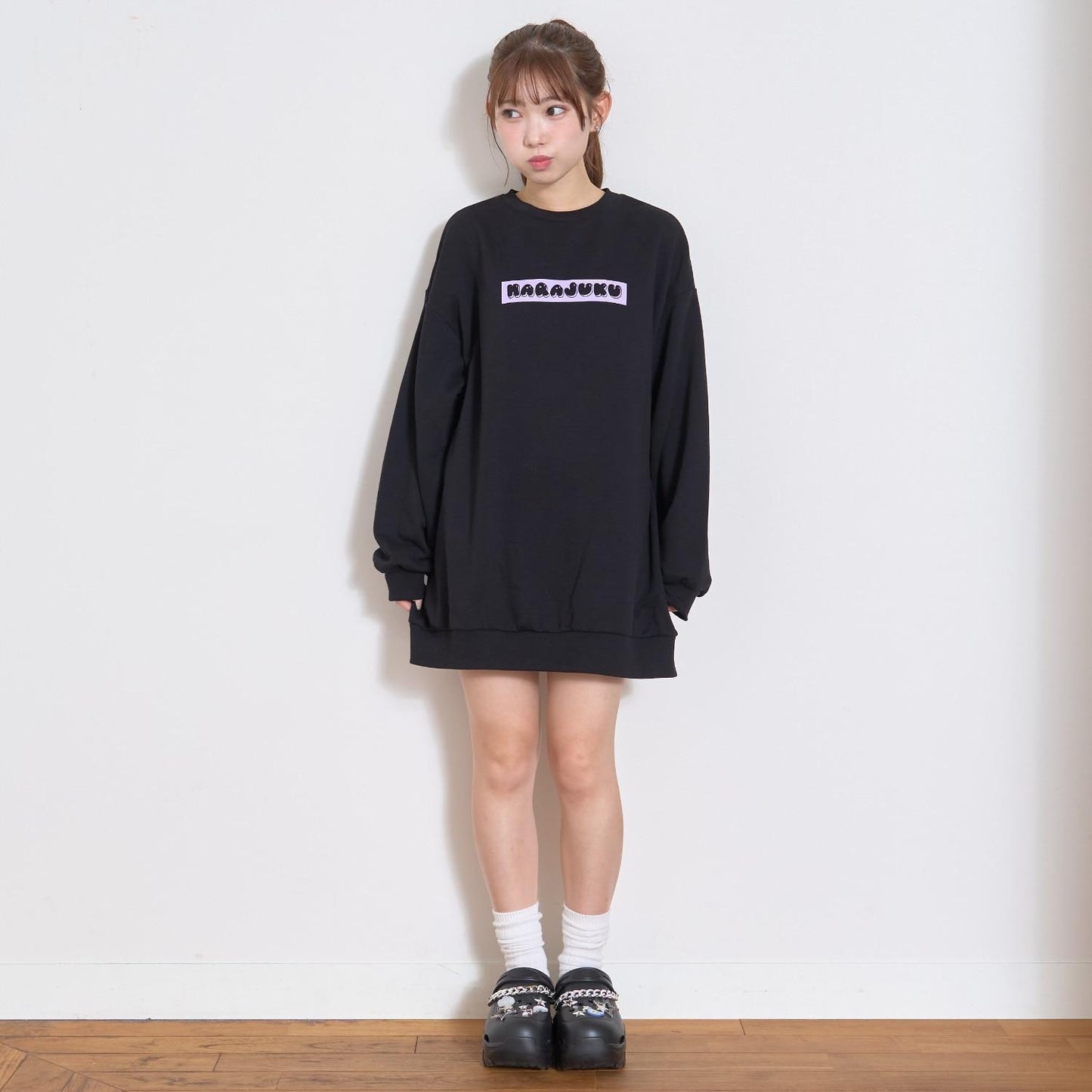 背面印花連衣裙