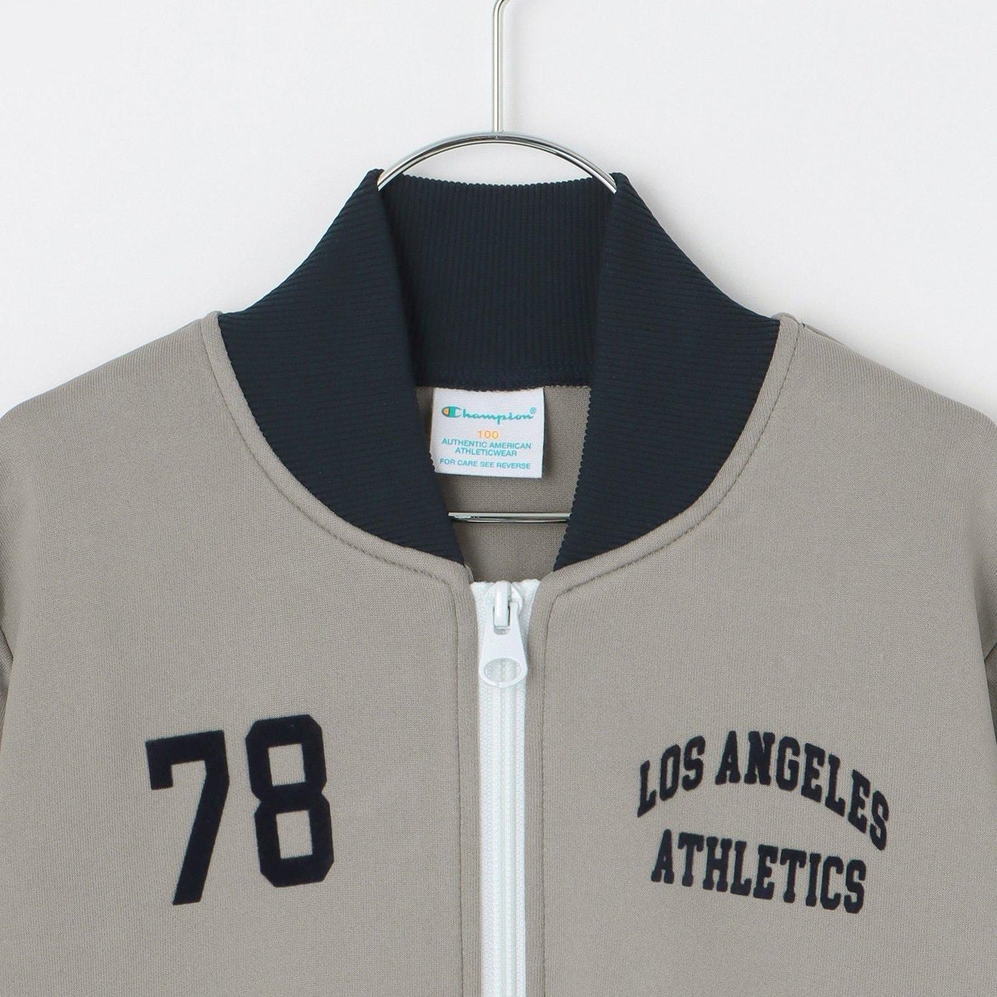 【champion】拉鍊夾克（尺碼：100~150）