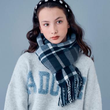 【防靜電】羊絨觸感格紋圍巾