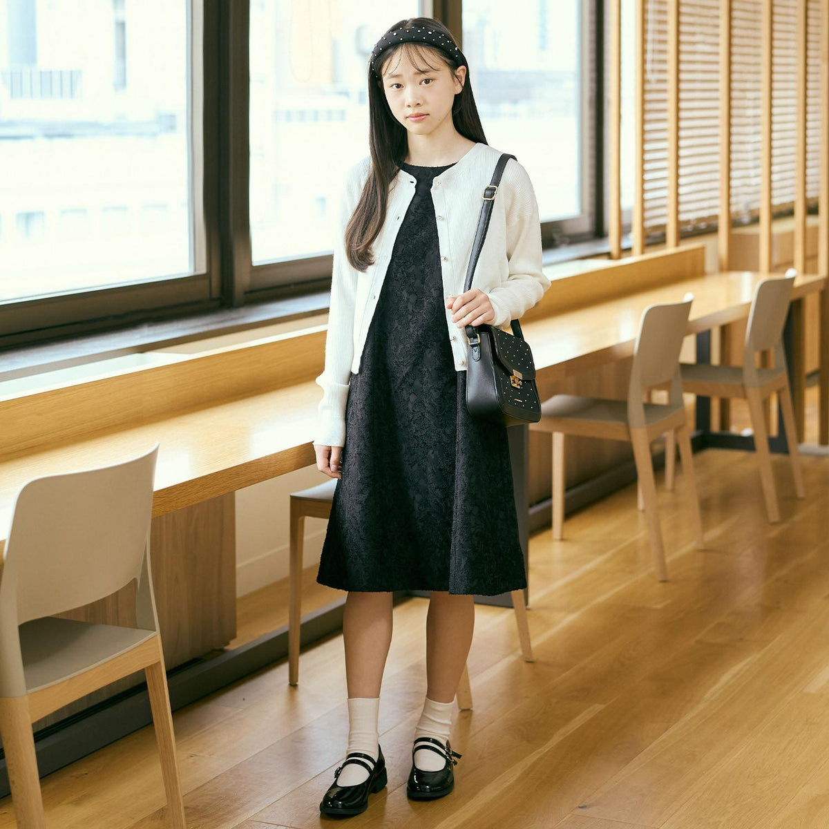 172829185