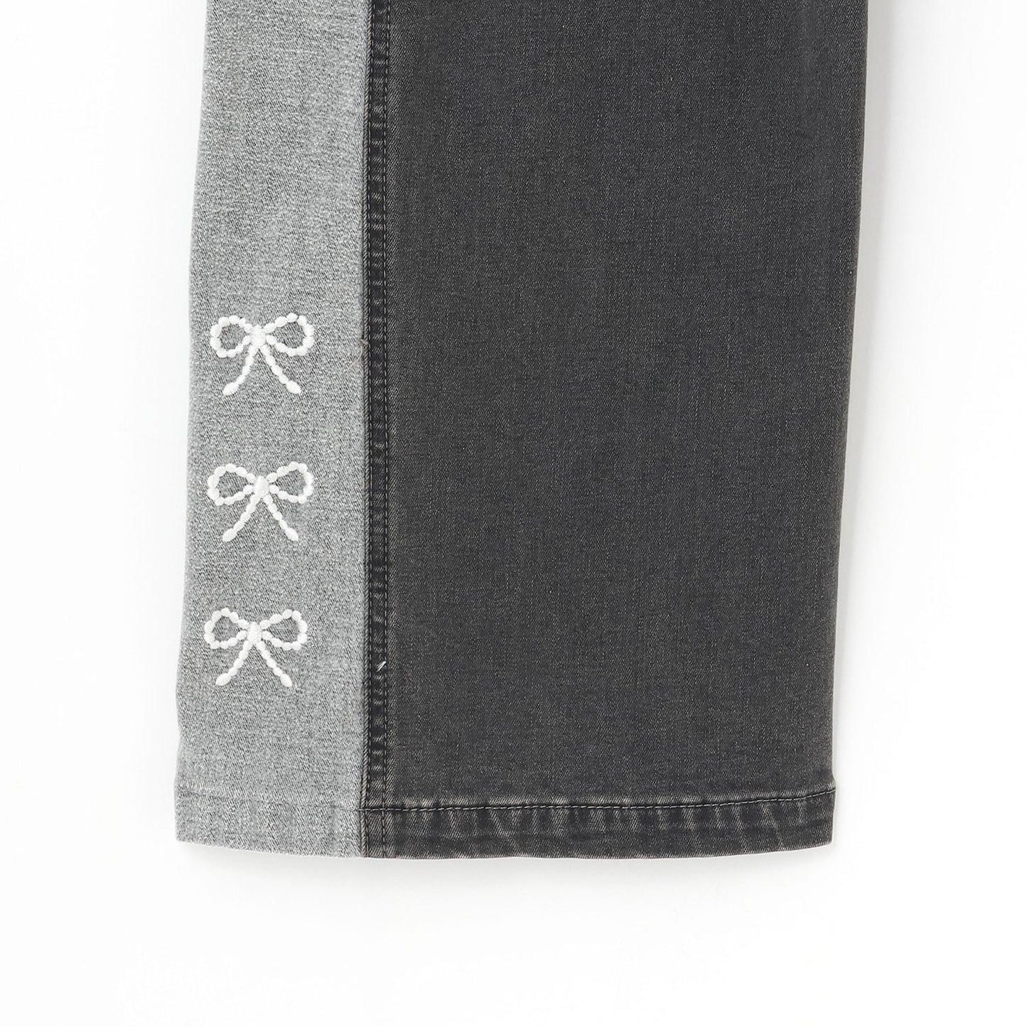 【trois lapins】蝴蝶結刺繡拼色牛仔褲