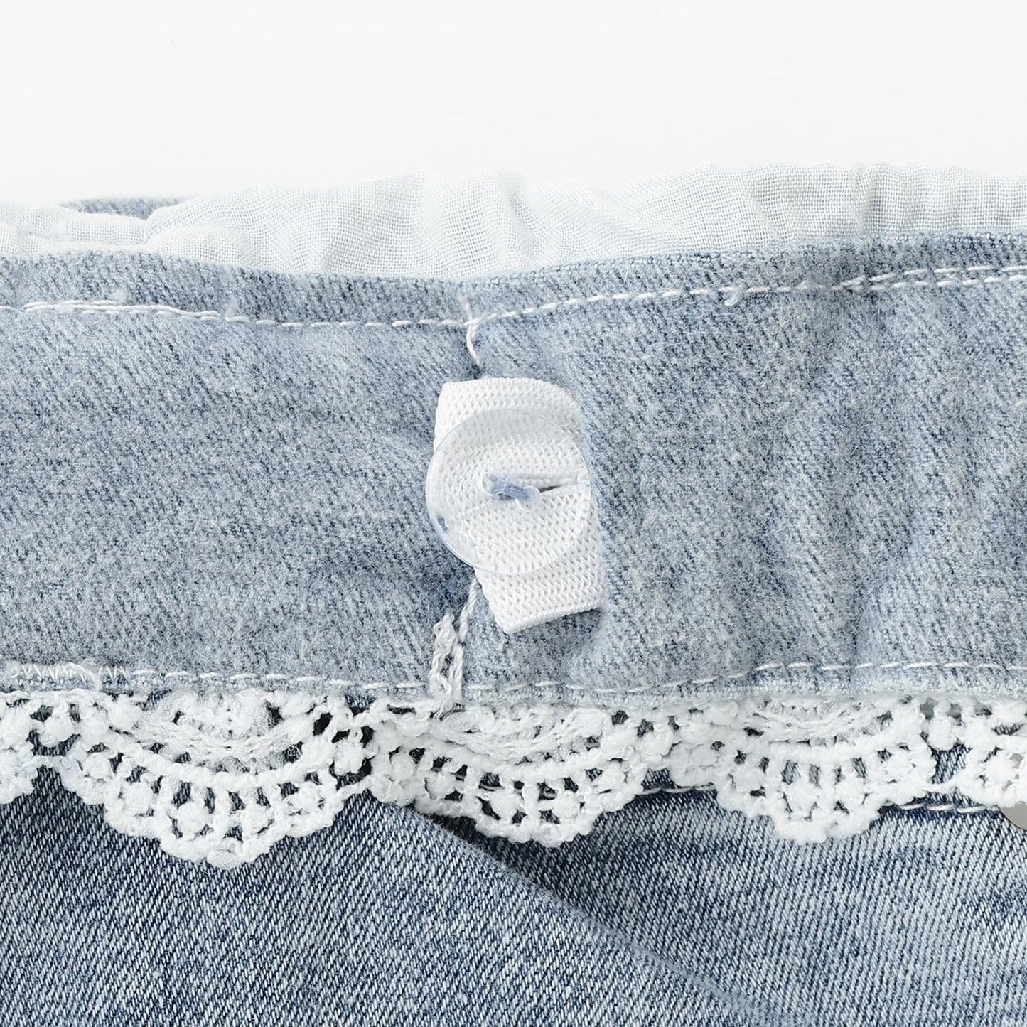 蕾絲拼接牛仔褲