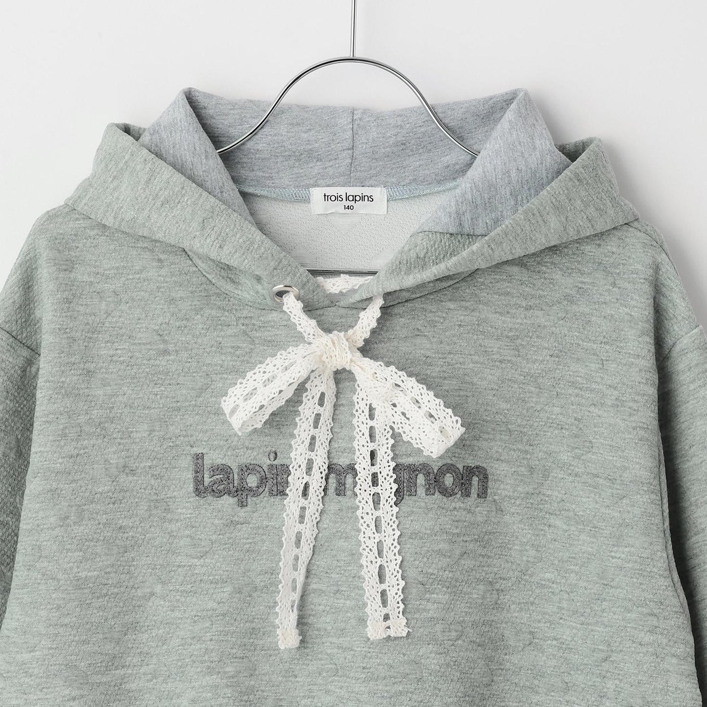 trois lapins 愛心絎縫提花連帽衛衣