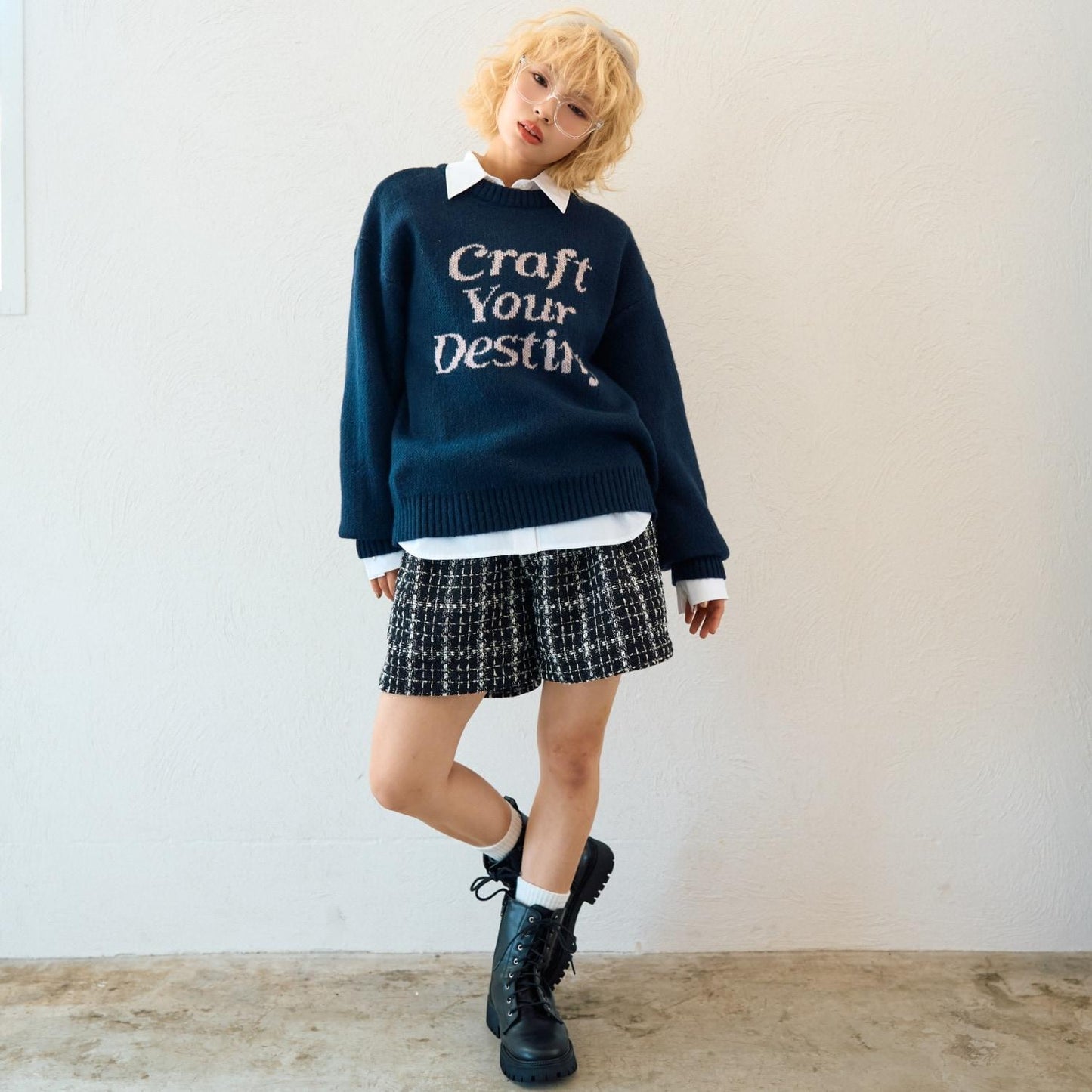 時尚顯瘦假日粗花呢短褲