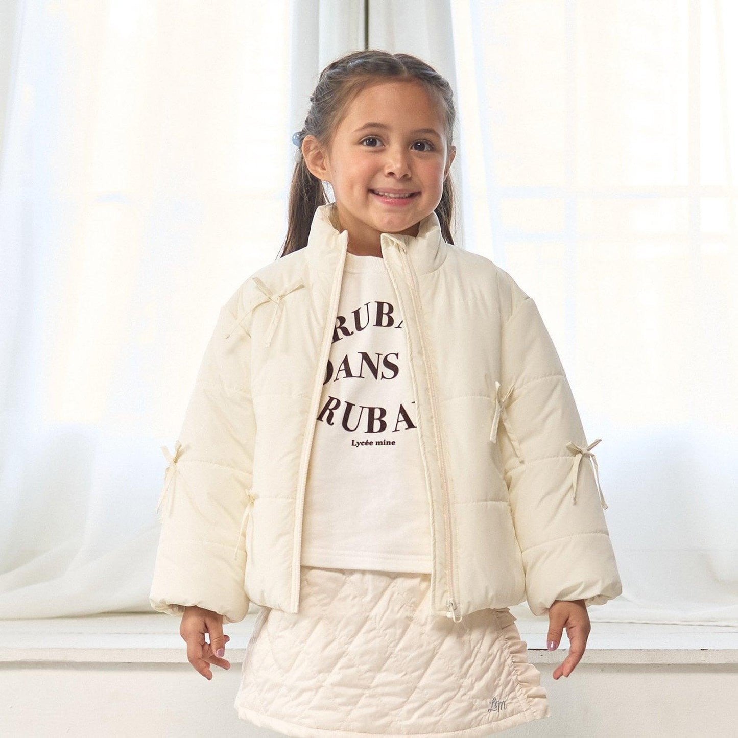 帶蝴蝶結羽絨夾克