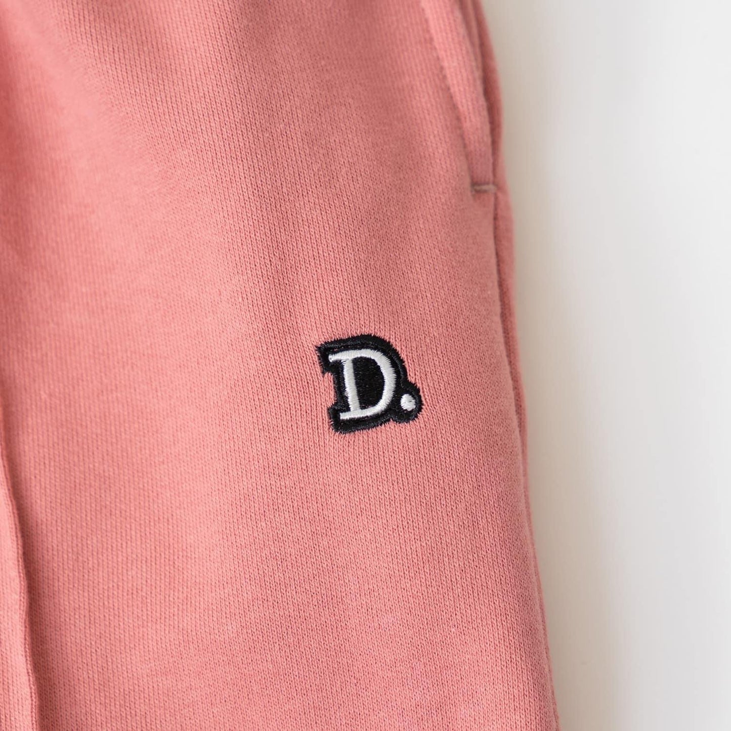 簡約點綴休閒褲