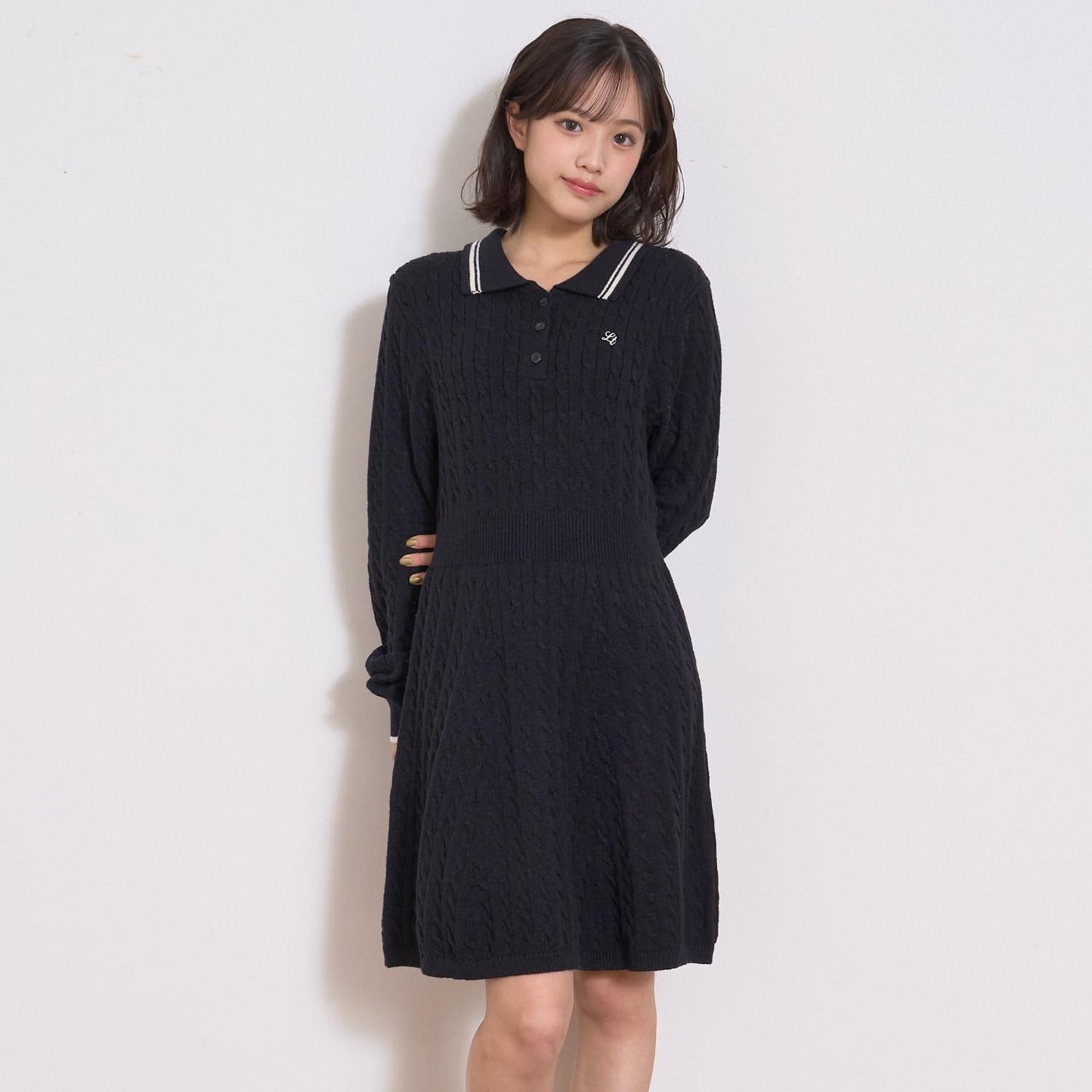 修身顯瘦針織翻領連衣裙
