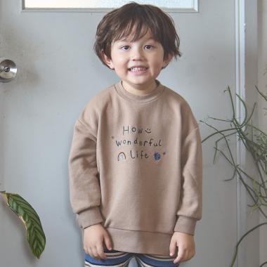 〈フワのびっと〉刺繡拼接衛衣