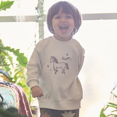 〈フワのびっと〉刺繡拼接衛衣