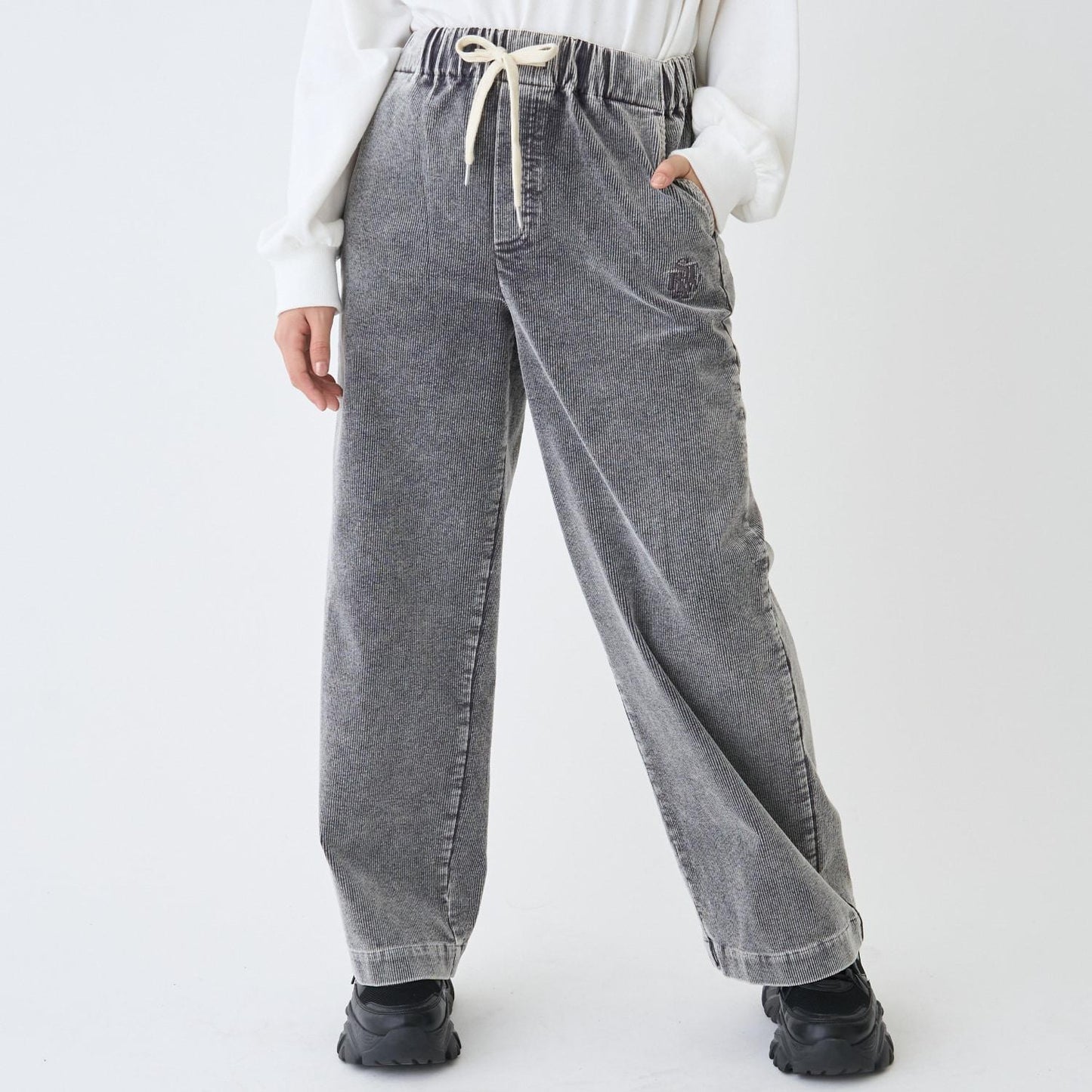 易搭燈芯絨長褲