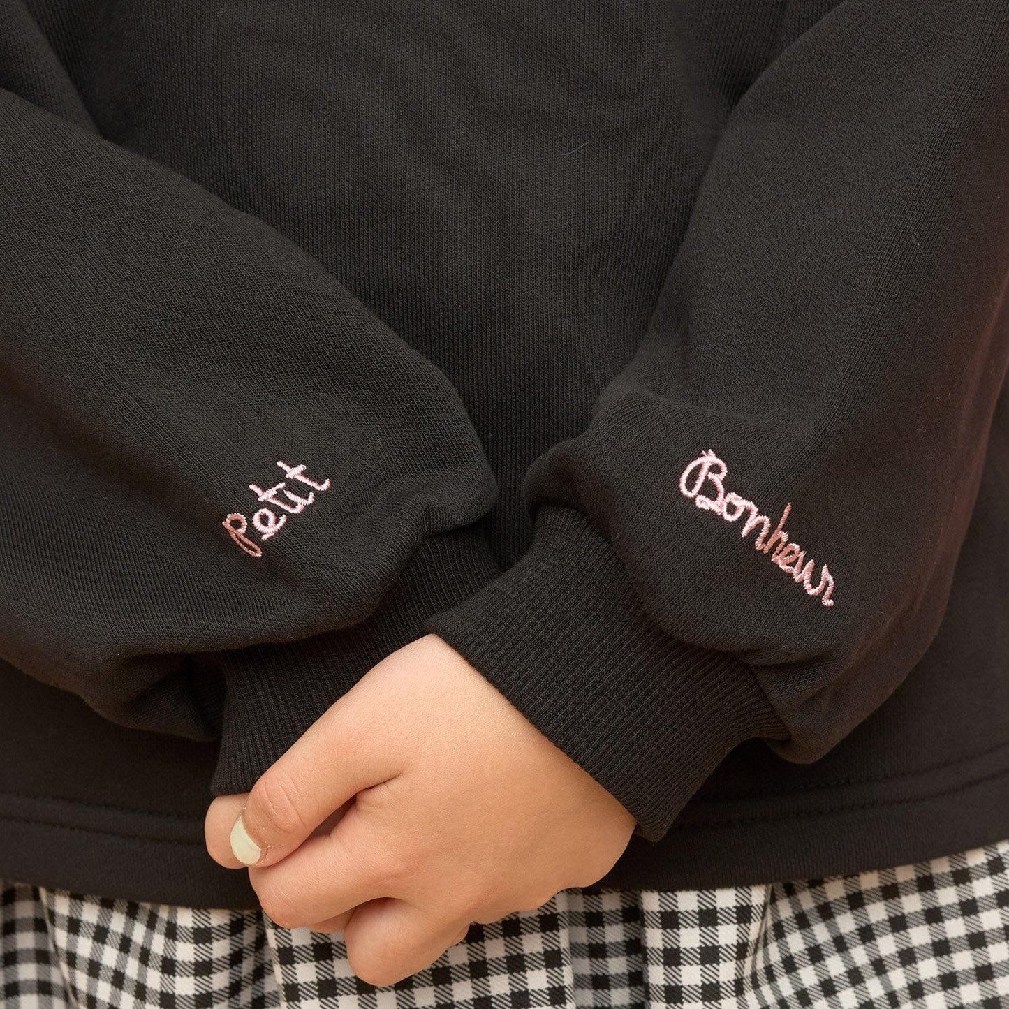 【速幹內襯毛圈】單點刺繡衛衣