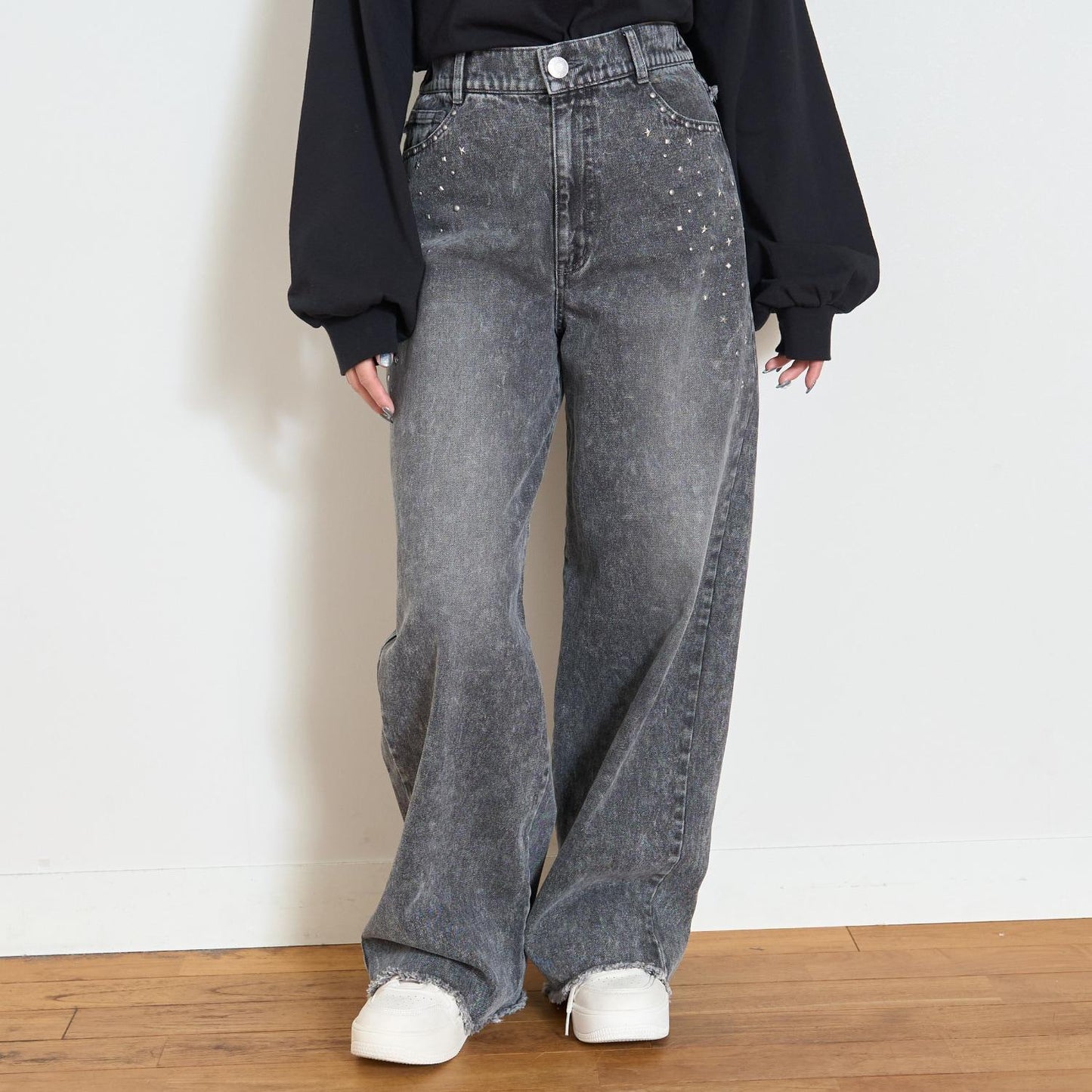 鉚釘流蘇牛仔褲