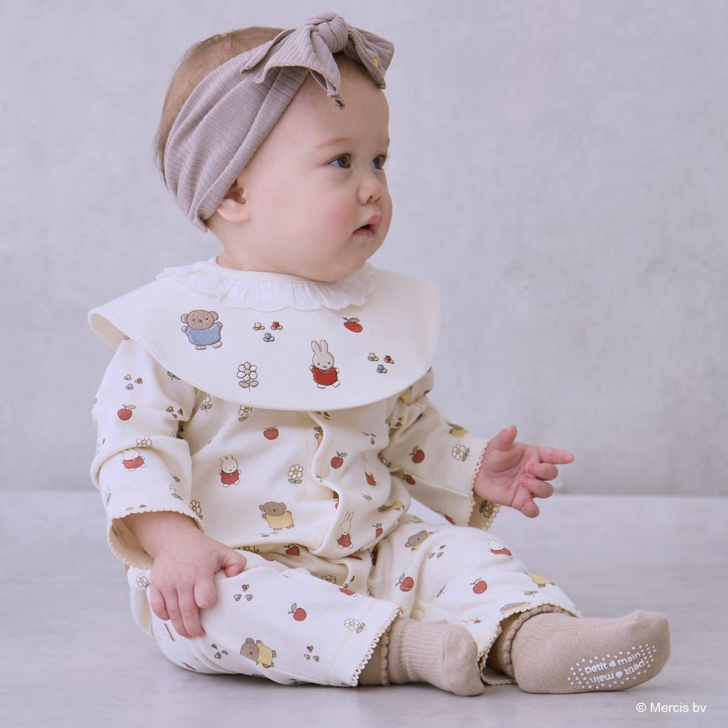 【dick bruna】刺繡圍兜