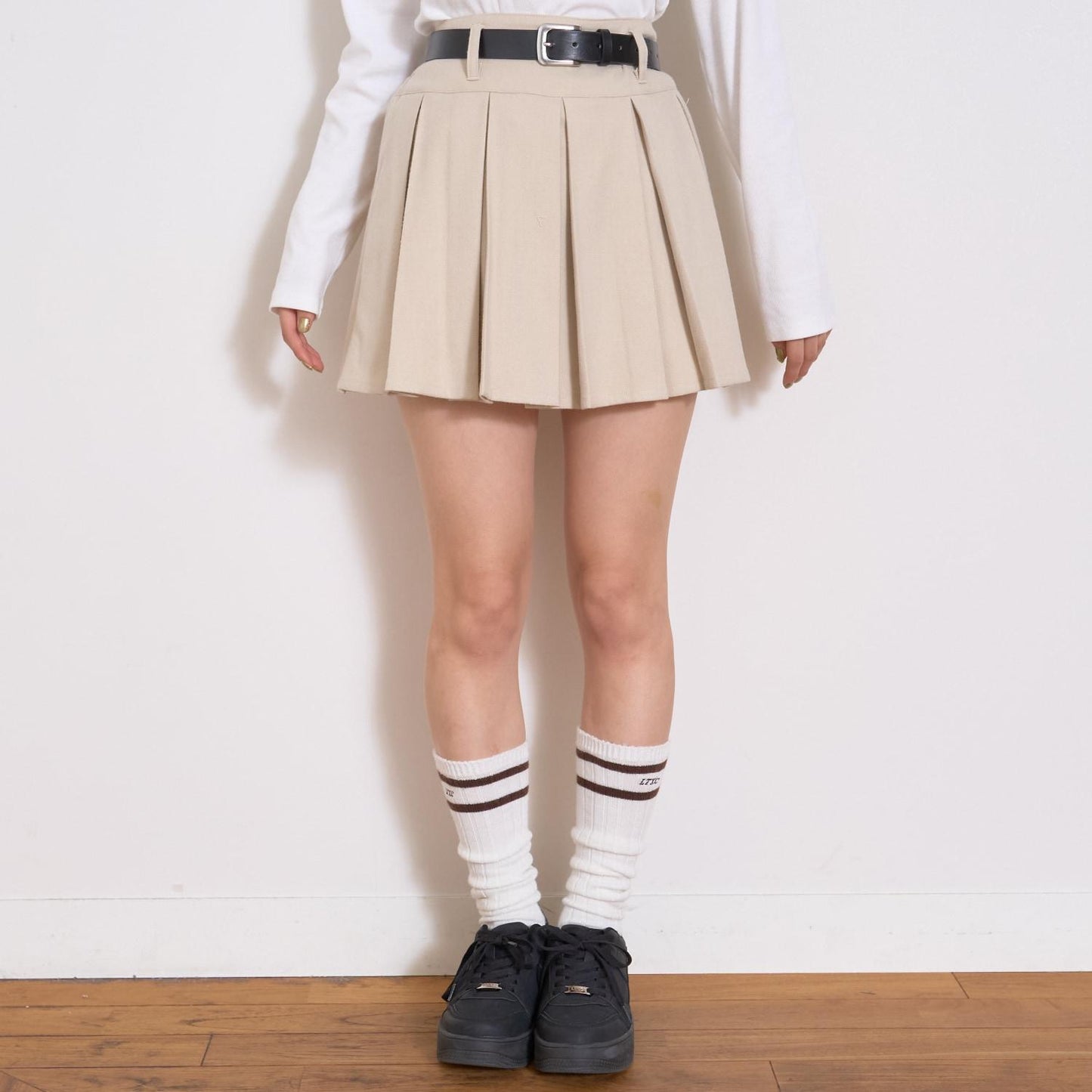 【磨毛】帶腰帶百褶裙