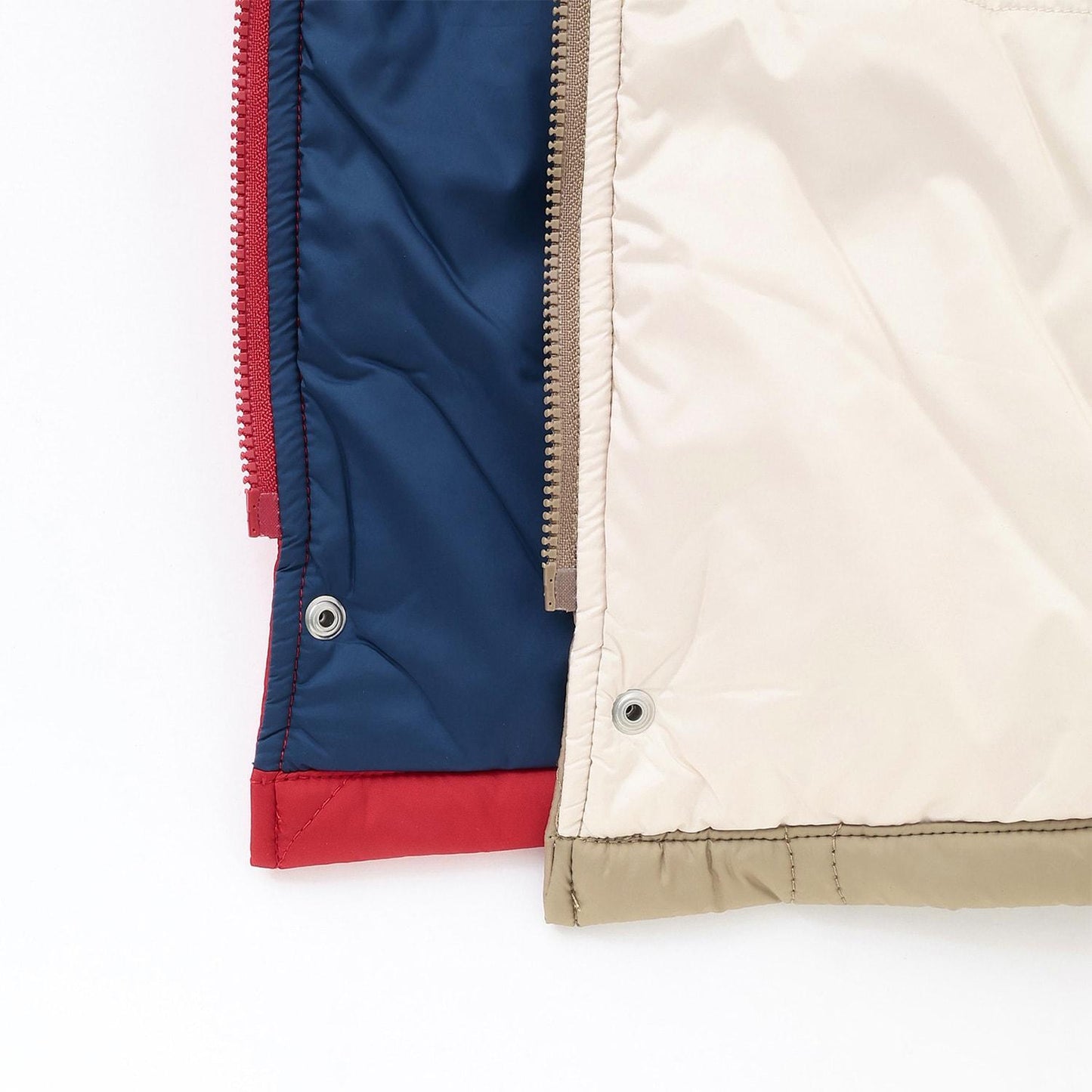 菱格絎縫牛角扣大衣