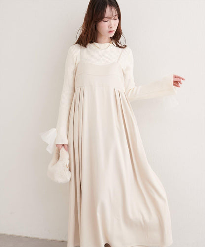 褶皺吊帶連衣裙