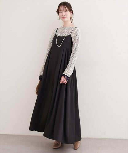 褶皺吊帶連衣裙