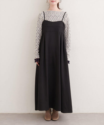 褶皺吊帶連衣裙