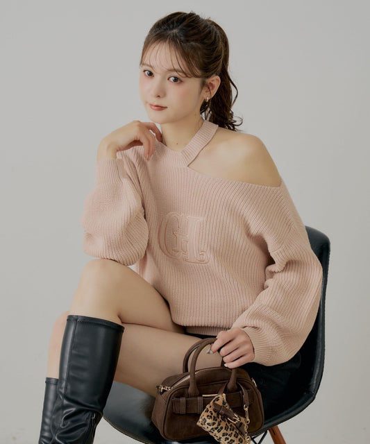 肩部開叉一字肩針織衫