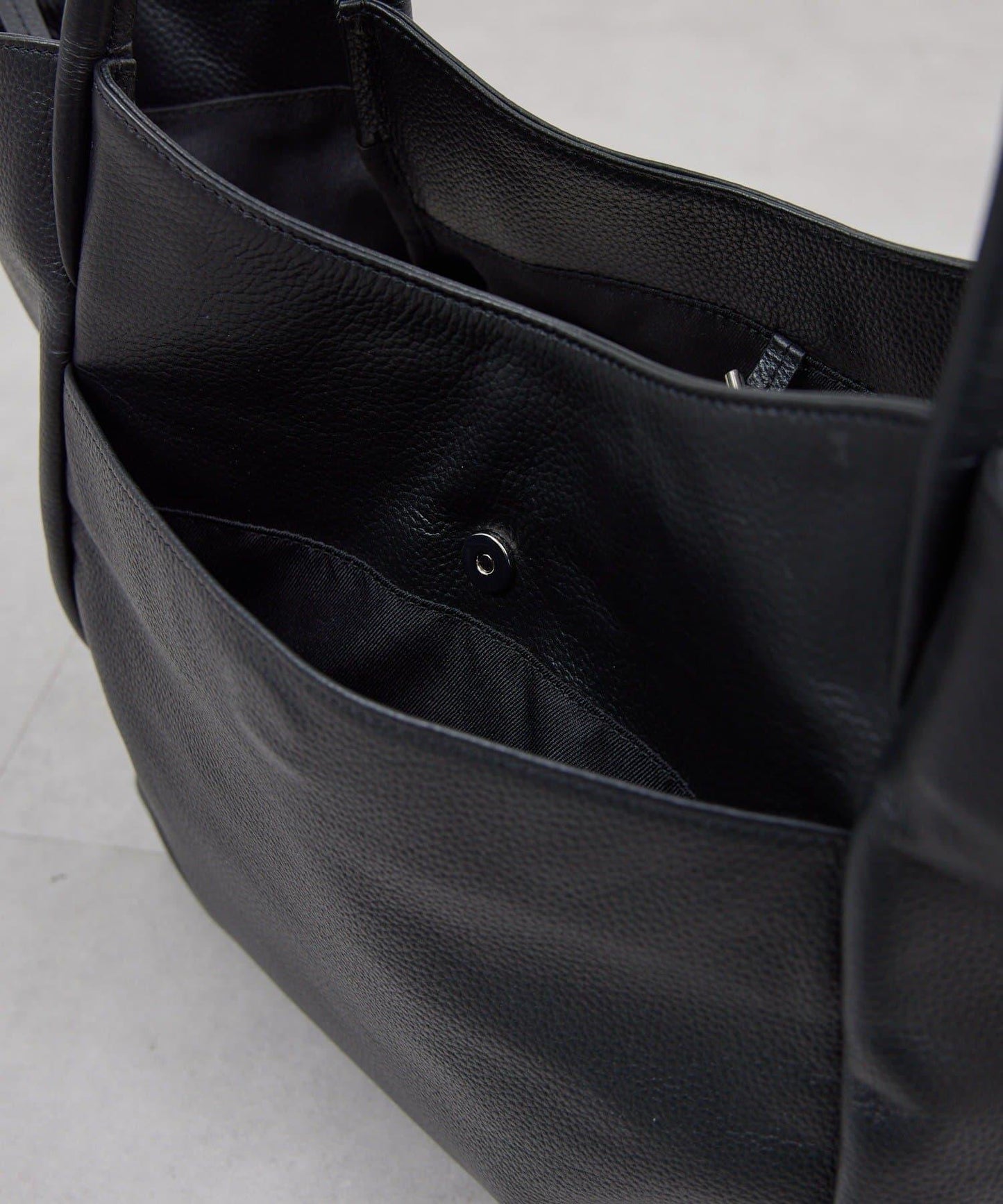 皺紋皮革托特包